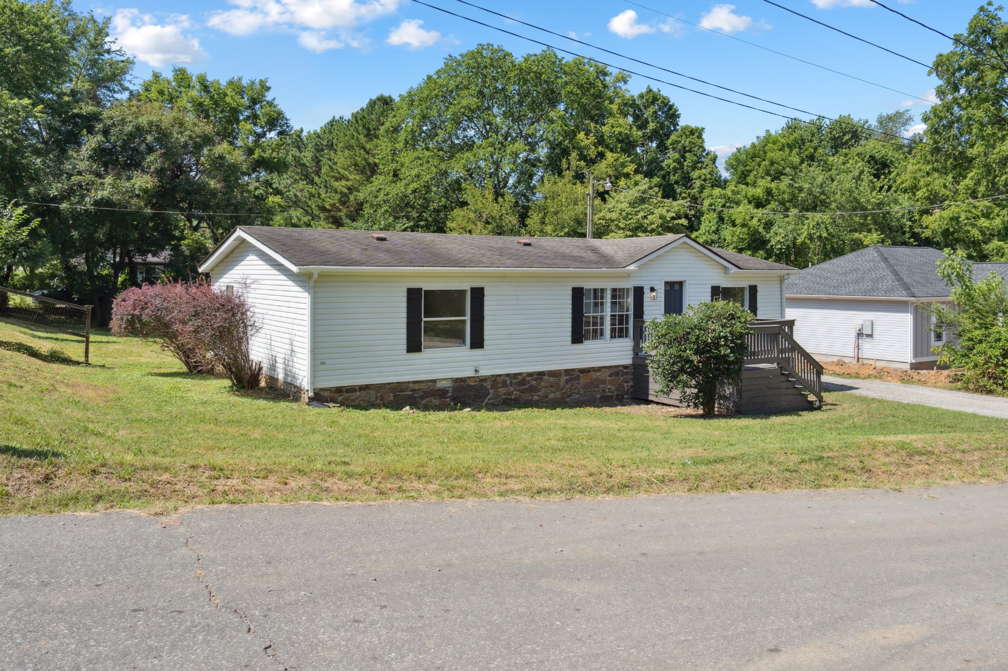 824 Pitt Ave