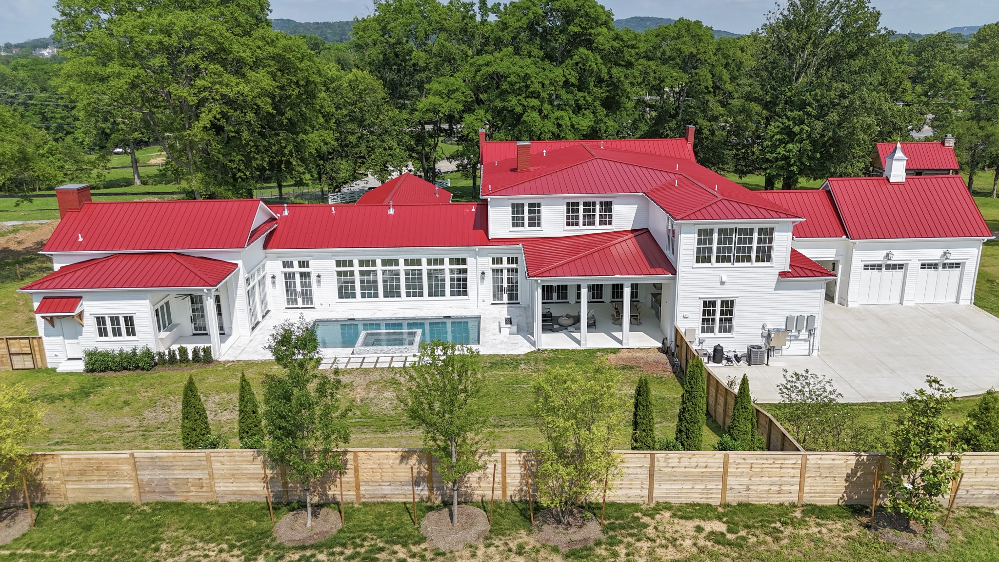 8318 Moores Ln
