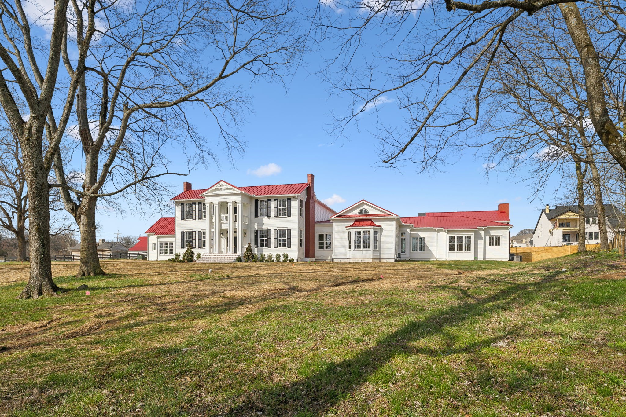 8318 Moores Ln