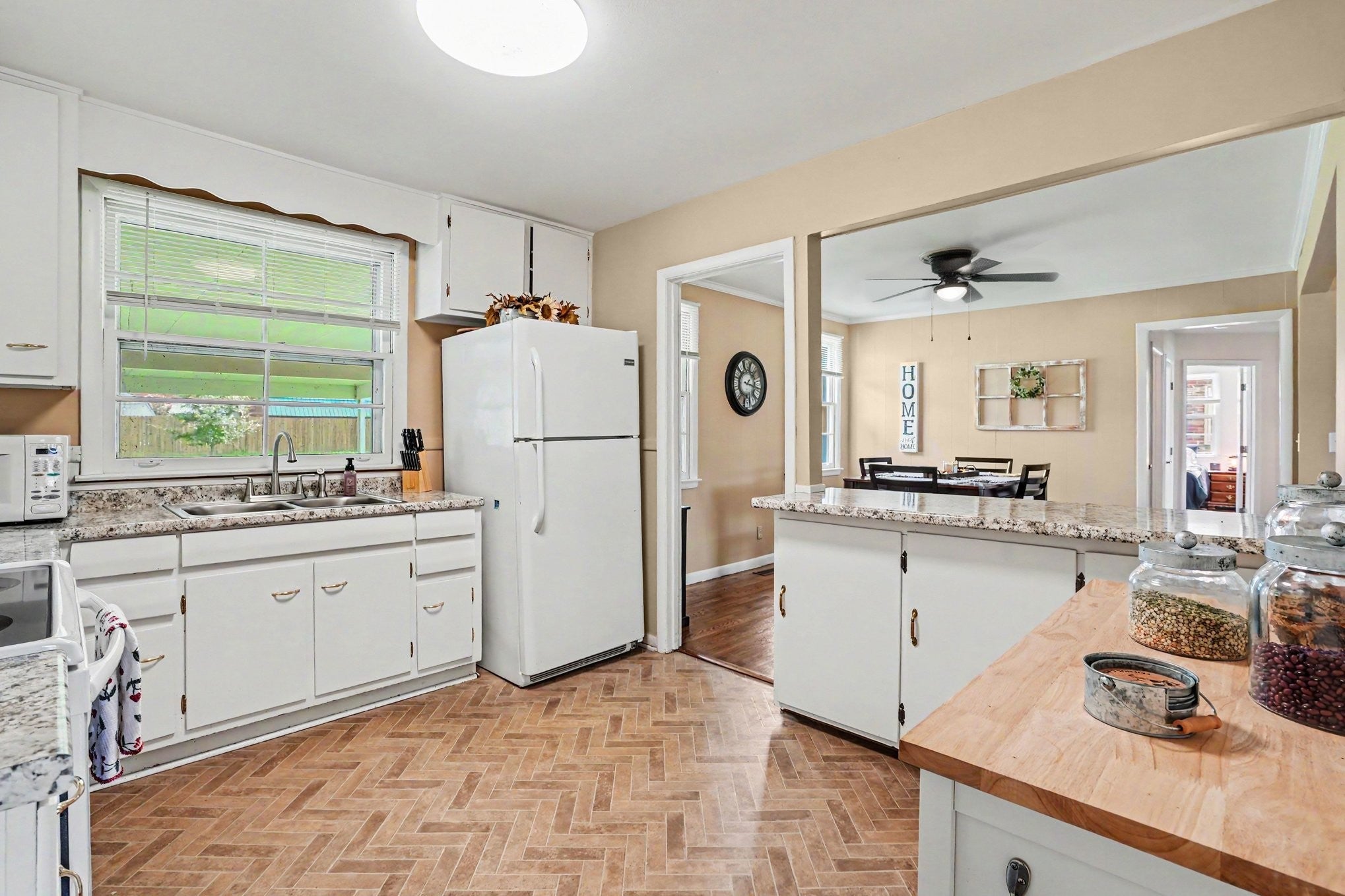 3109 Edgemont Dr