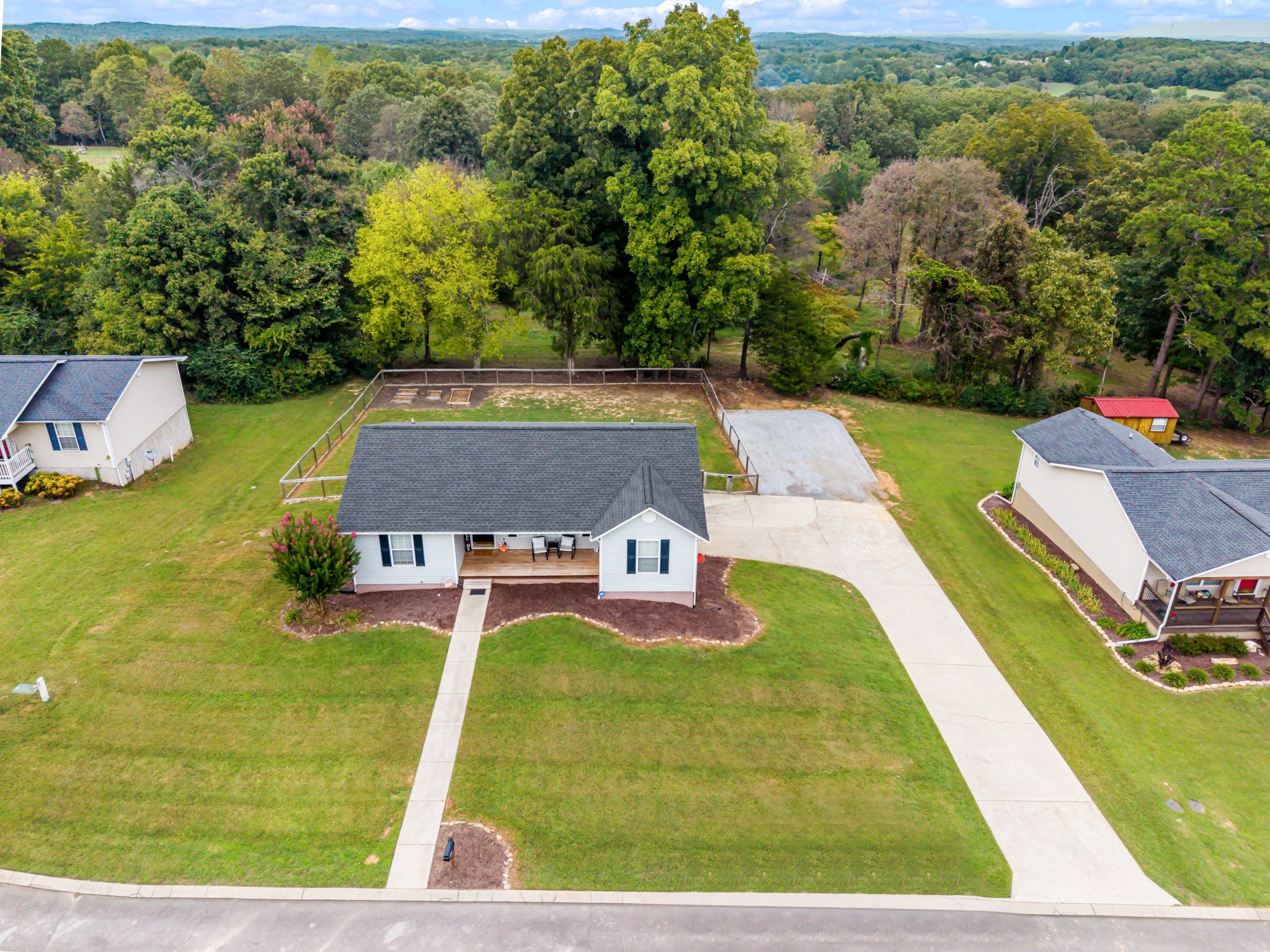 131 Hollow View Dr SE