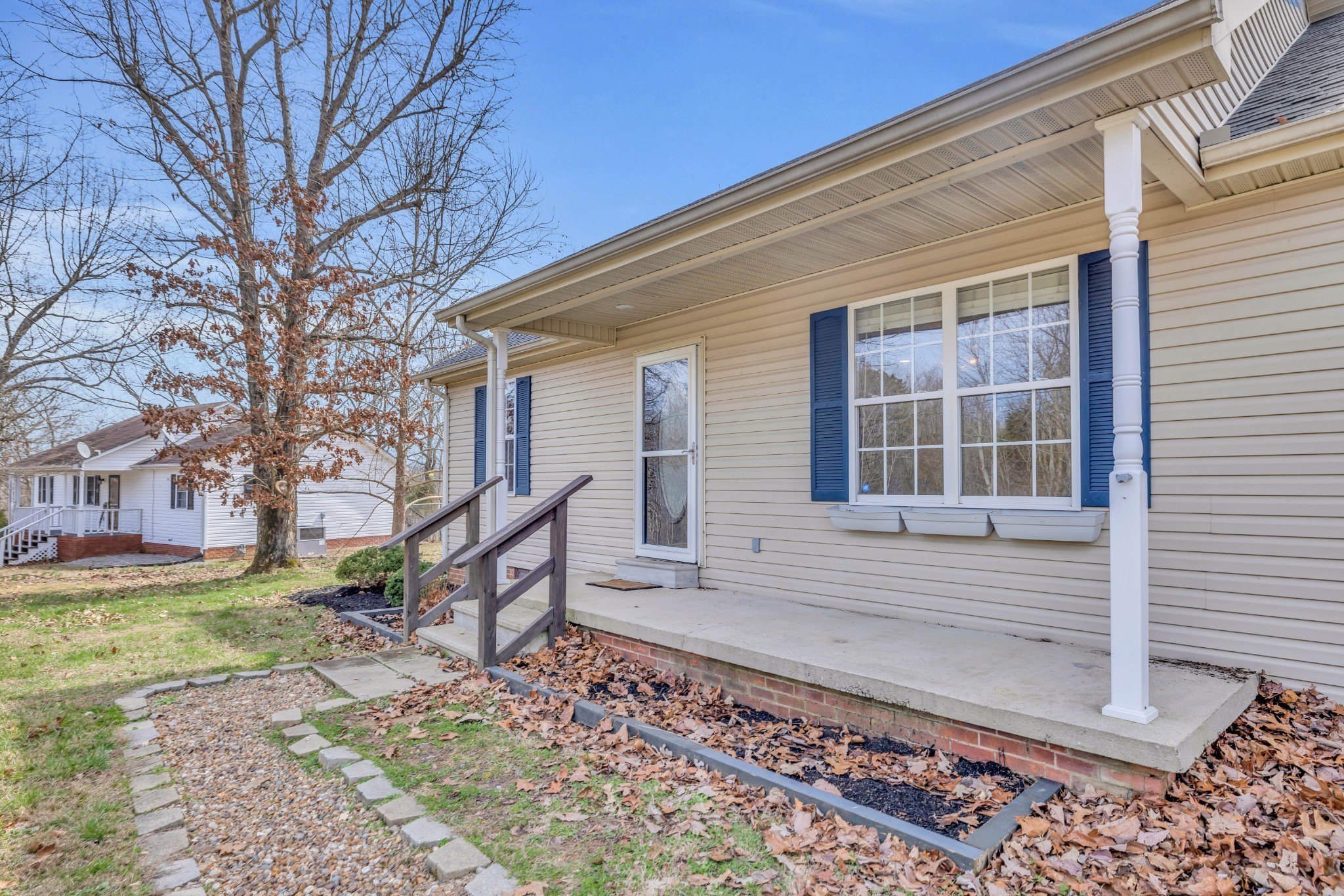 369 Talpha Dr