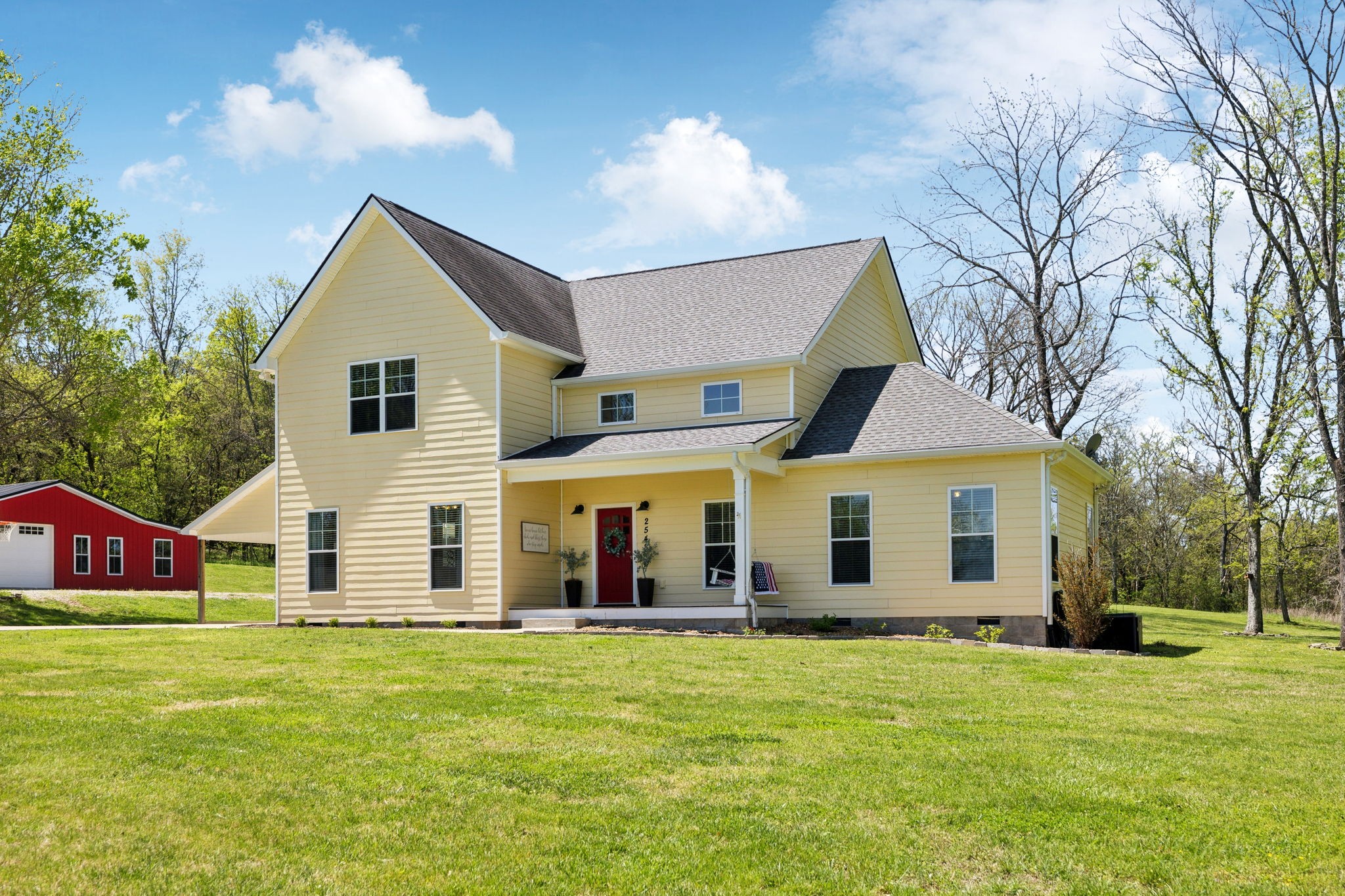 2548 Graham Rd