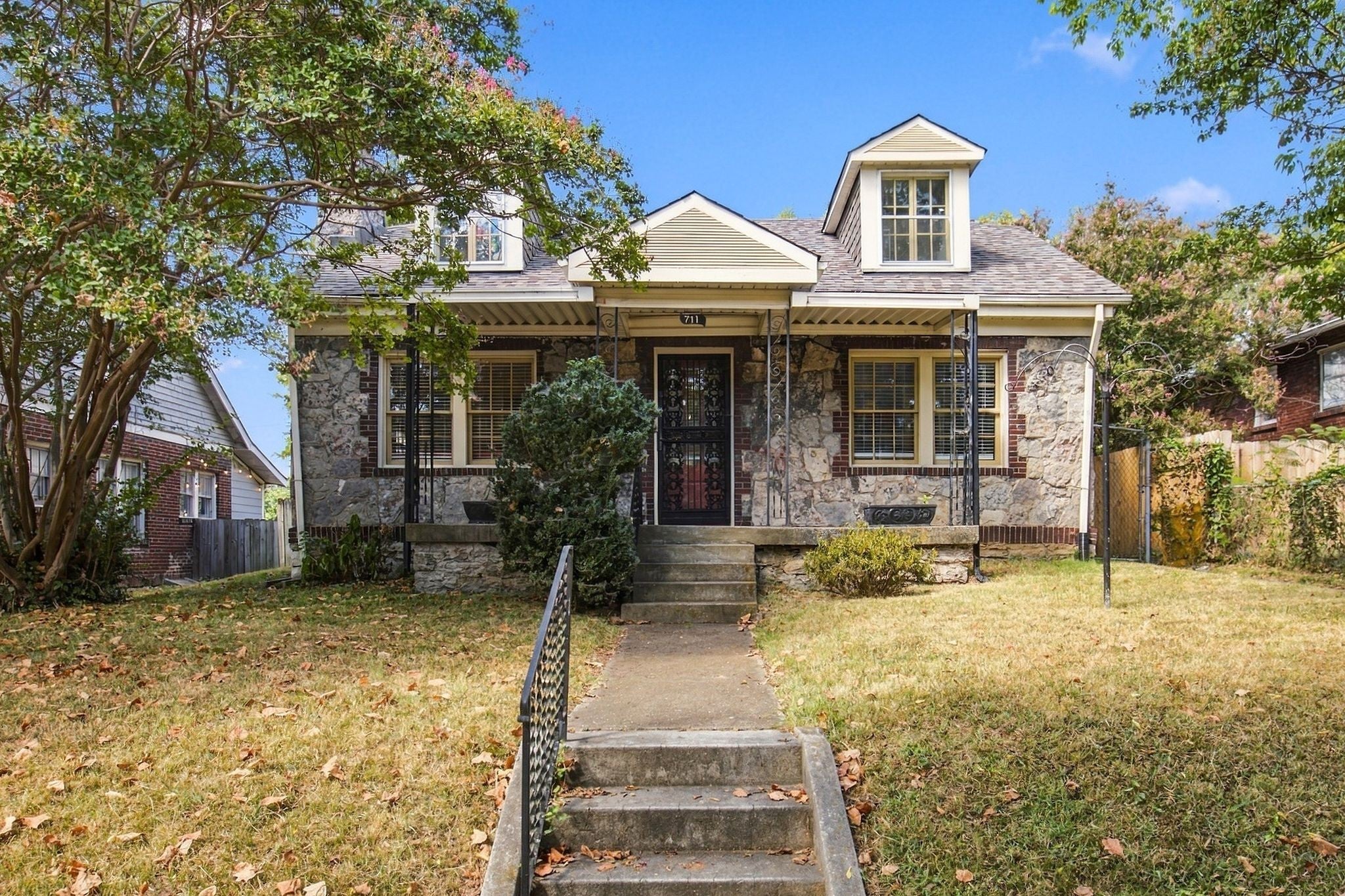 3-bed listing at 711 Shelby Ave, Nashville