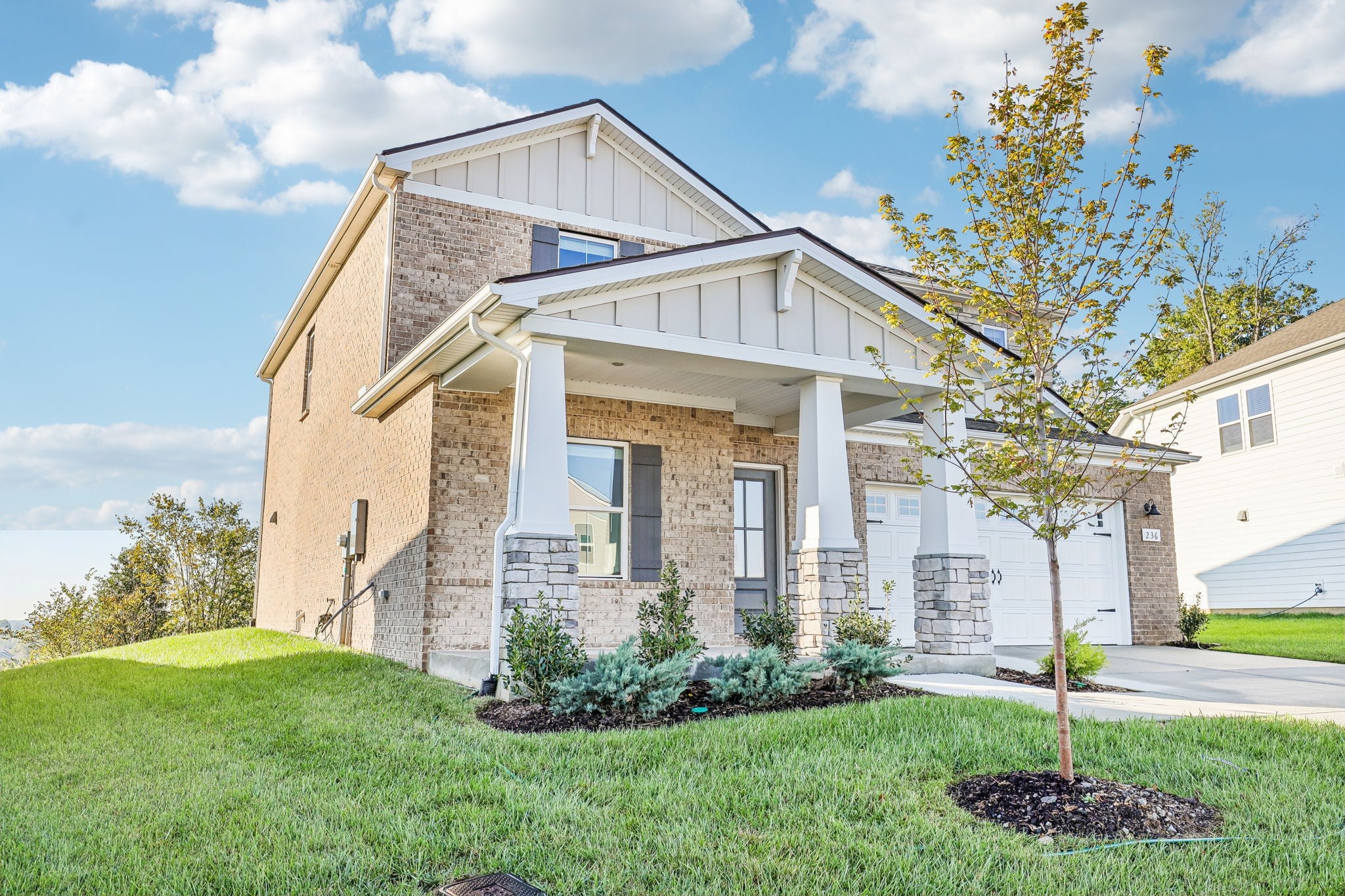 236 Astoria Dr