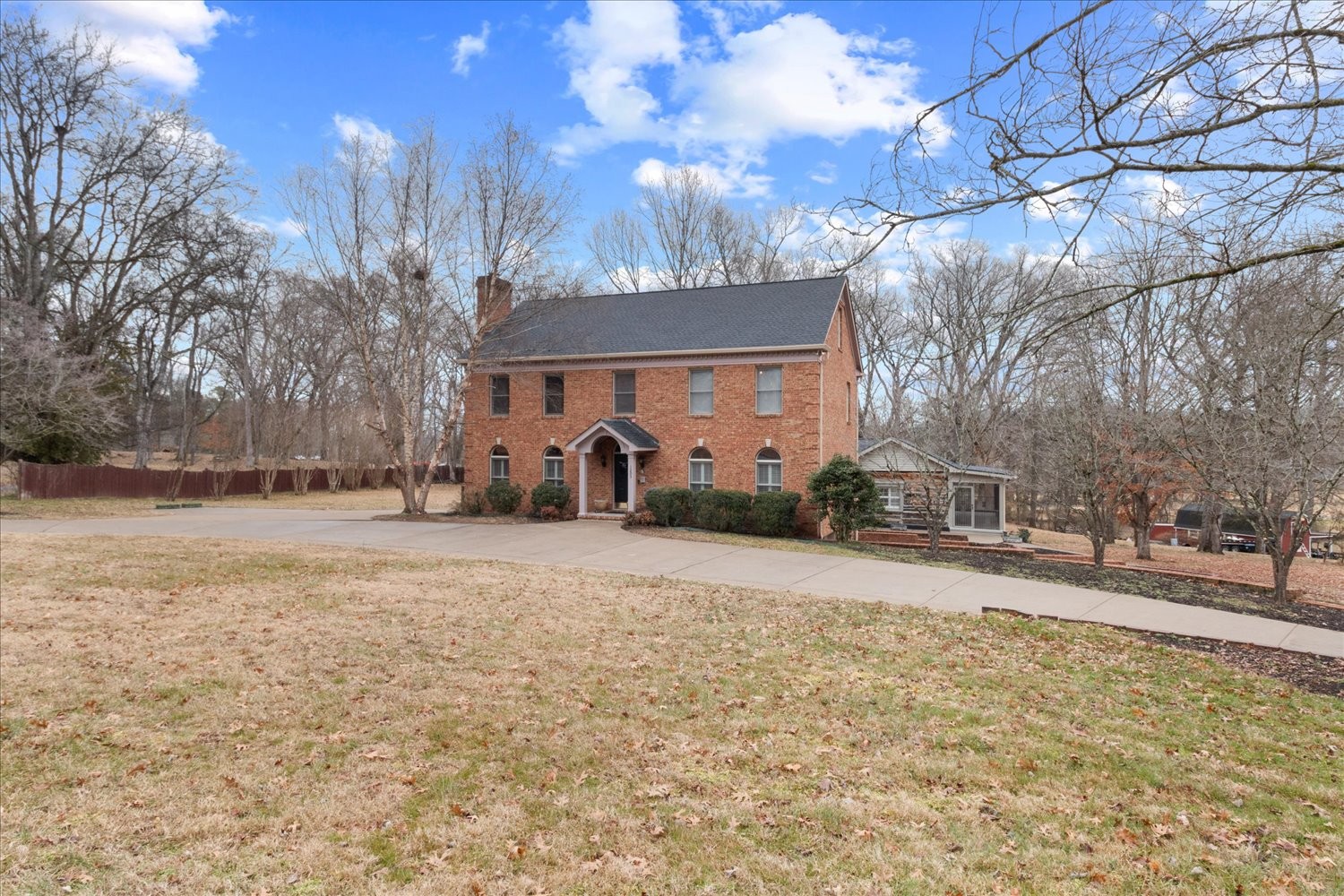 1203 Graymere Manor Rd