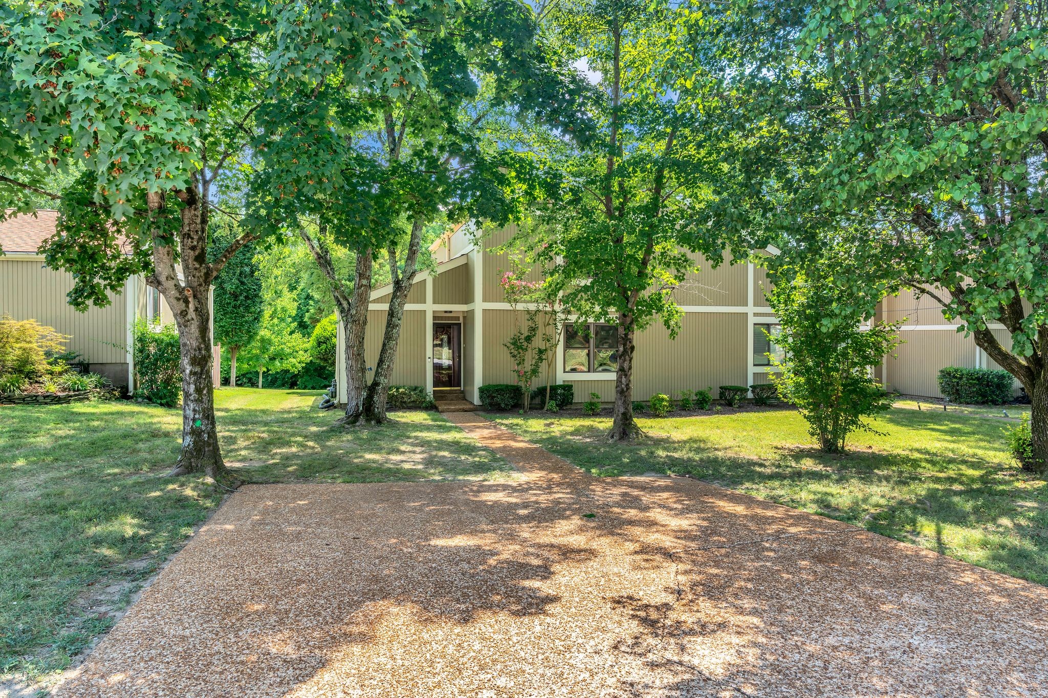 819 Todd Preis Dr