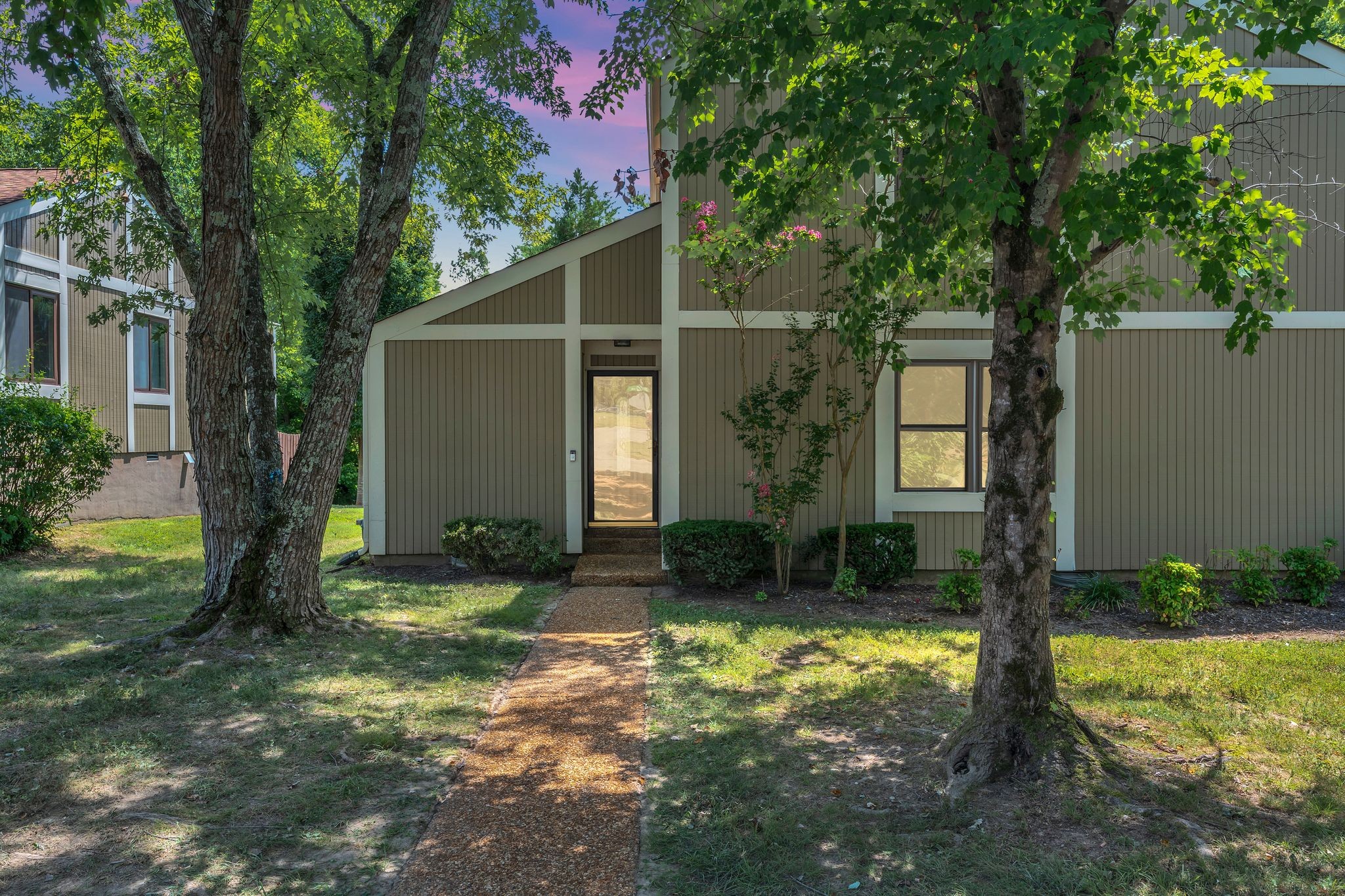 819 Todd Preis Dr