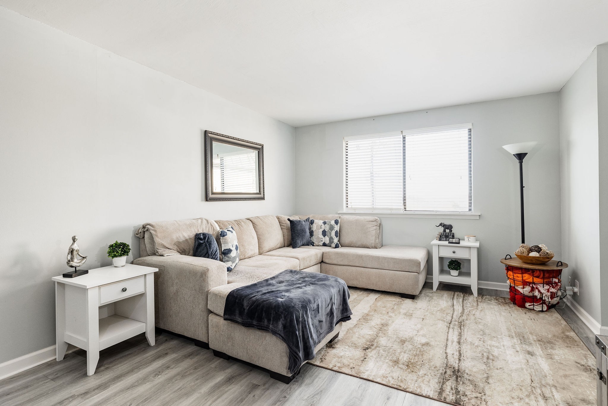 6680 Charlotte Pike D13