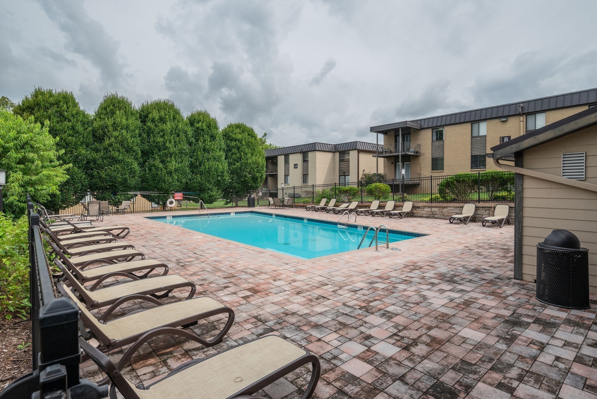 6680 Charlotte Pike D13