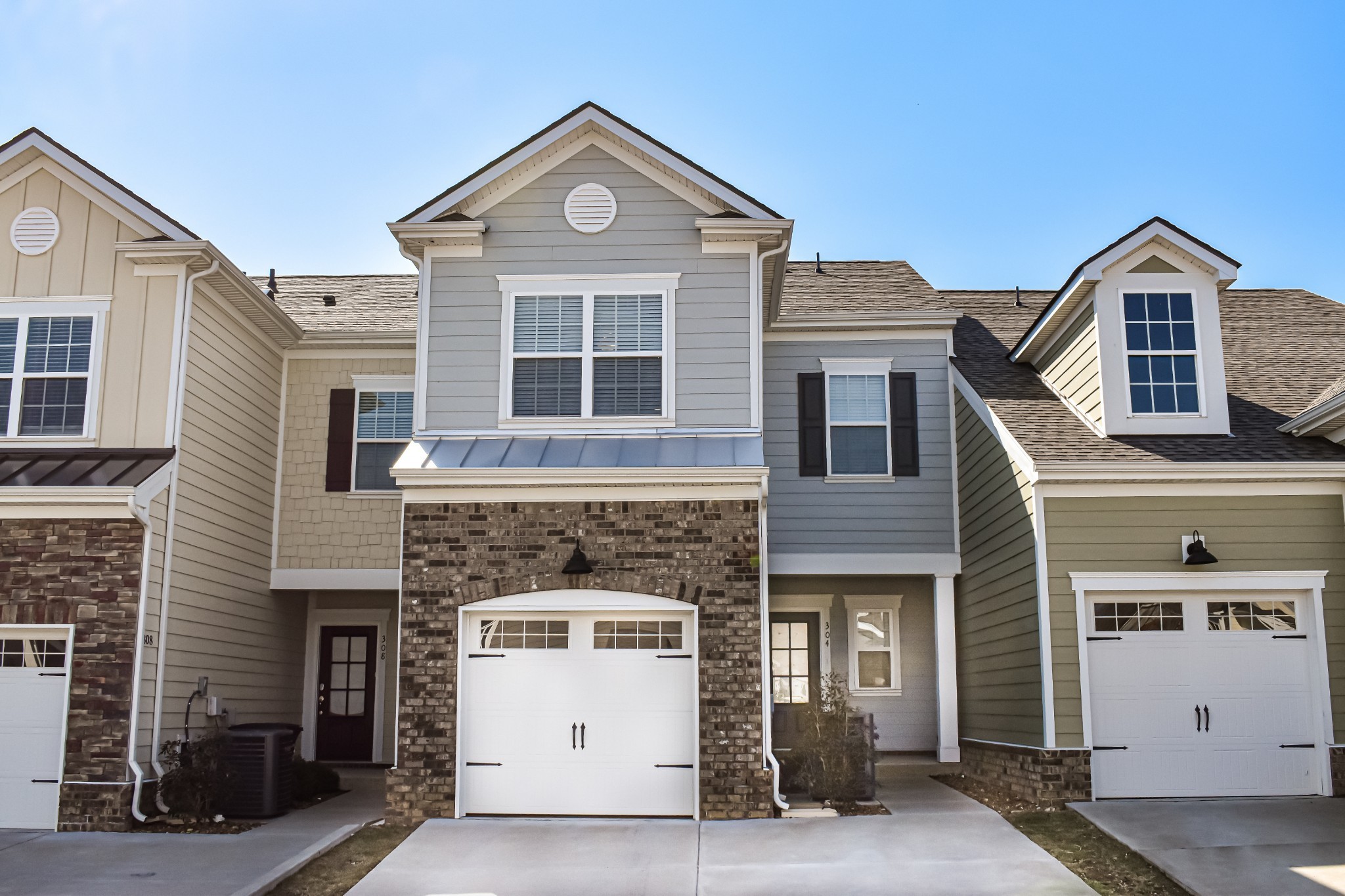 304 Kinsale Dr