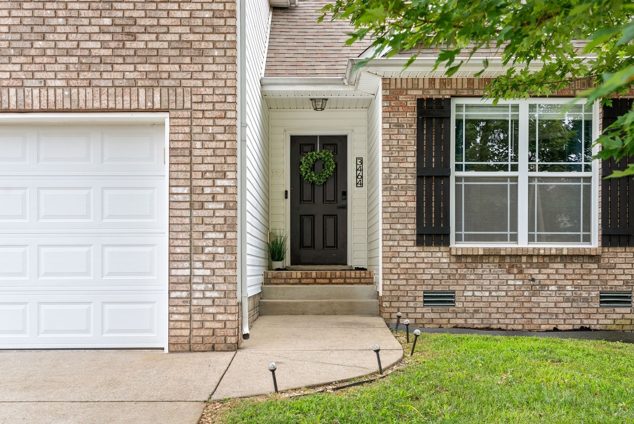 3464 Oak Creek Dr