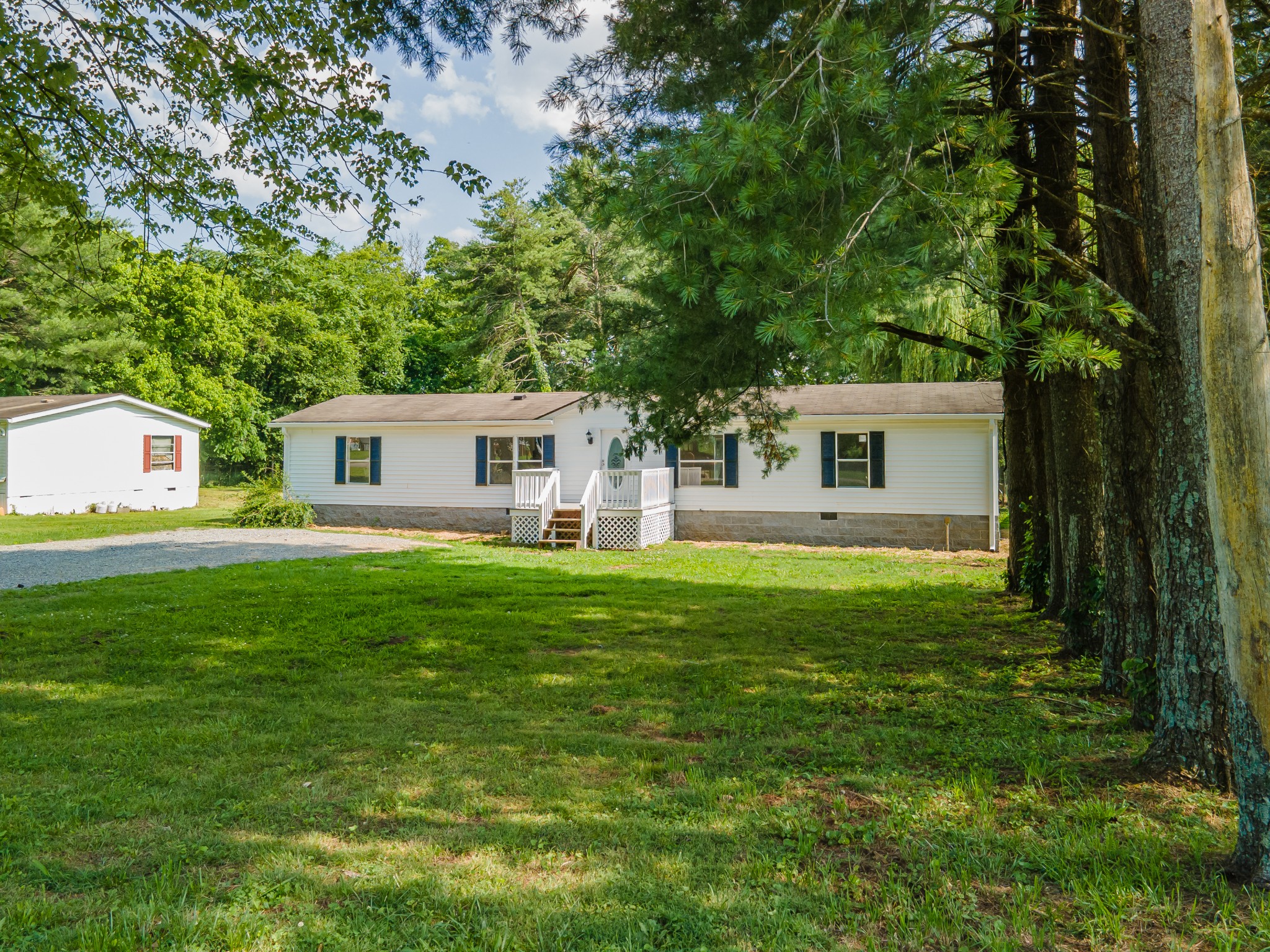 3907 General Lee Rd