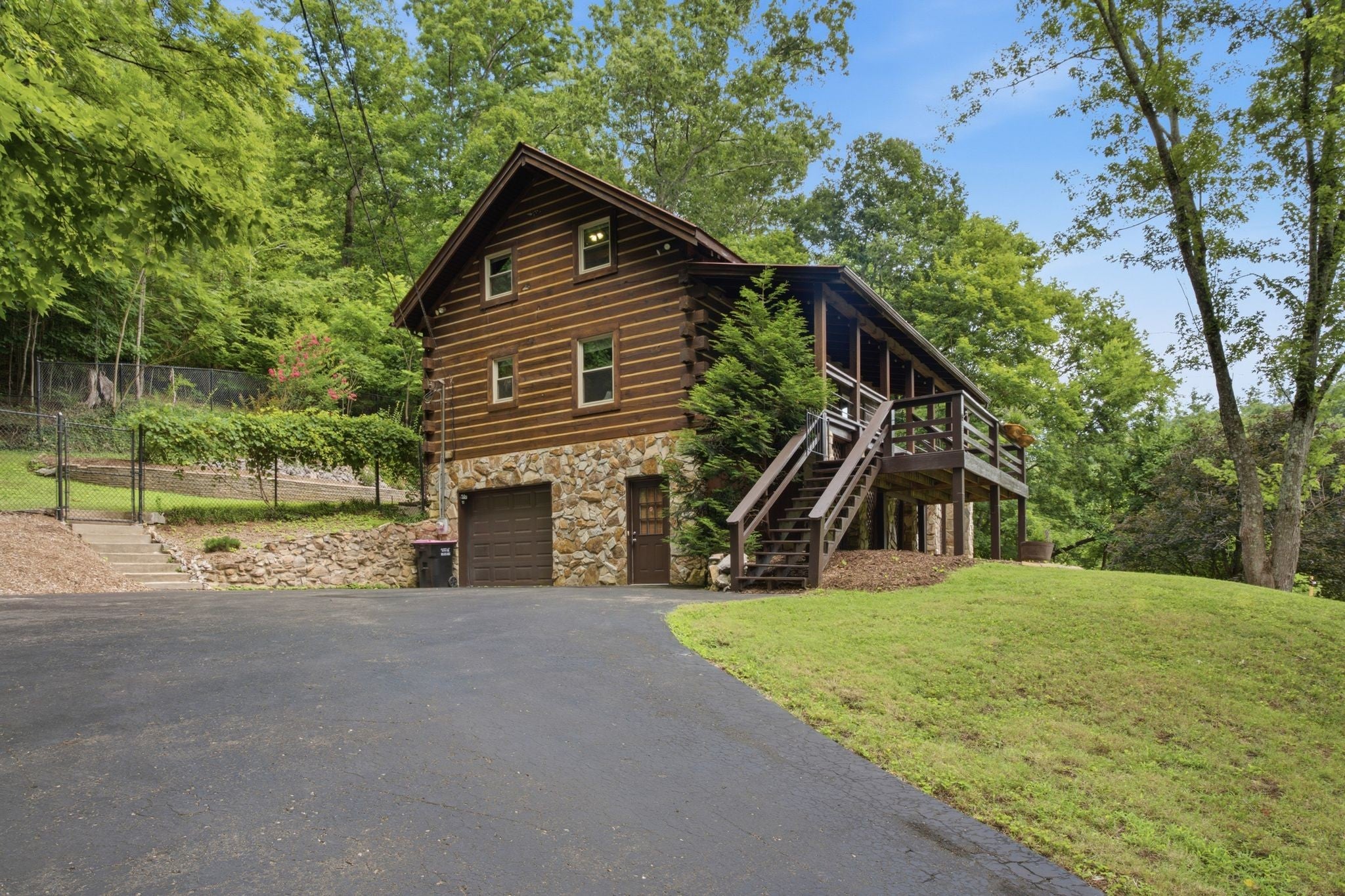 1156 Langbrae Dr