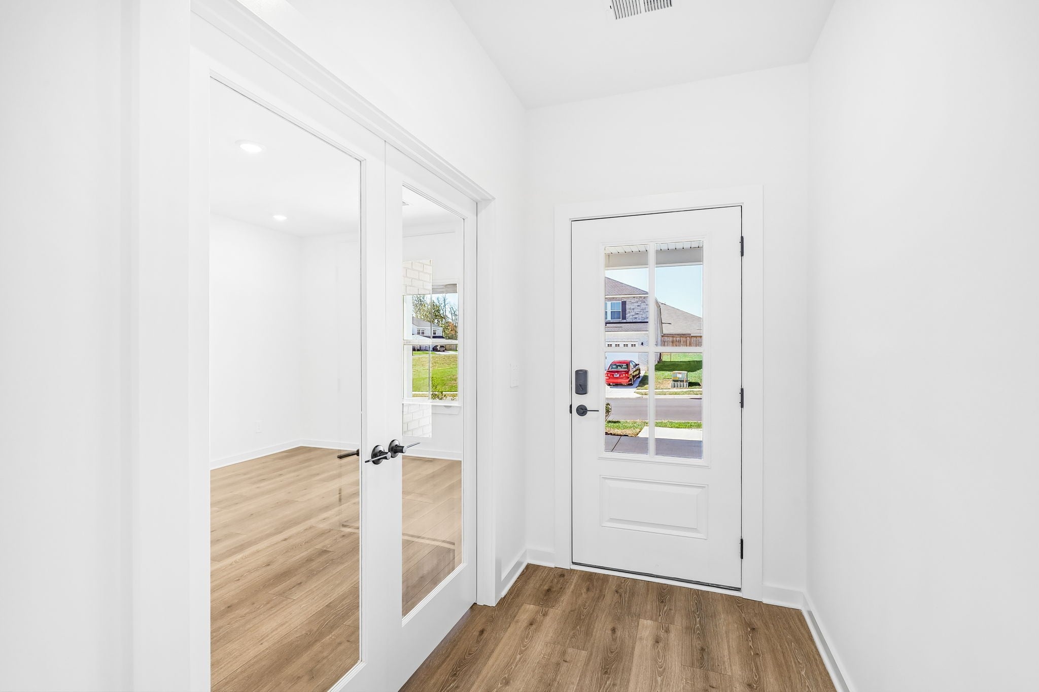 260 Astoria Dr