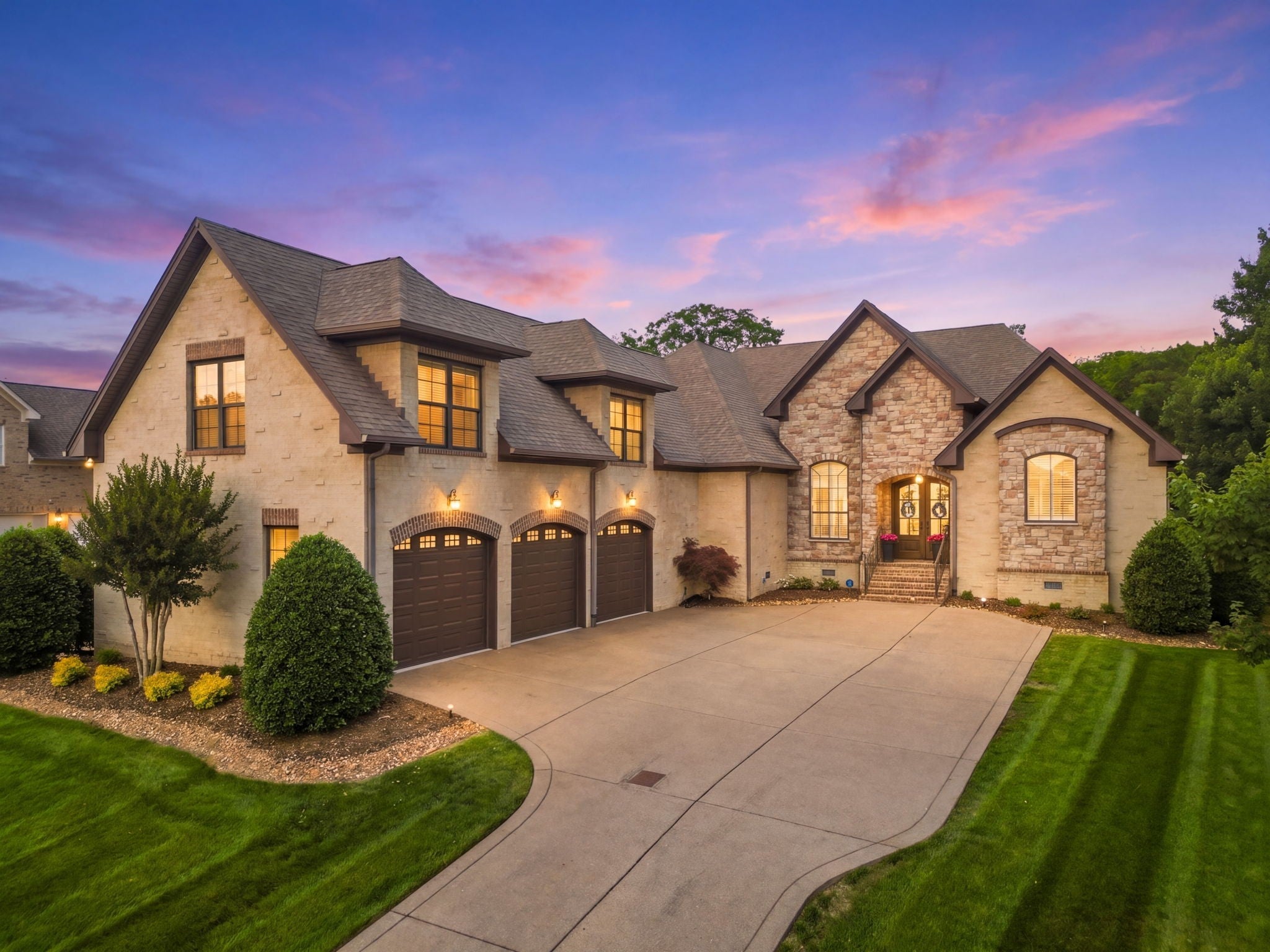 1606 Boardwalk Pl