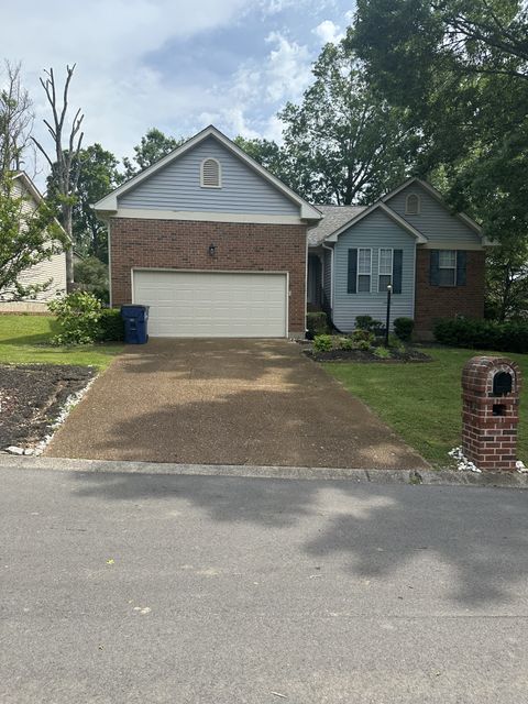 107 Cambridge Ct Goodlettsville TN 37072