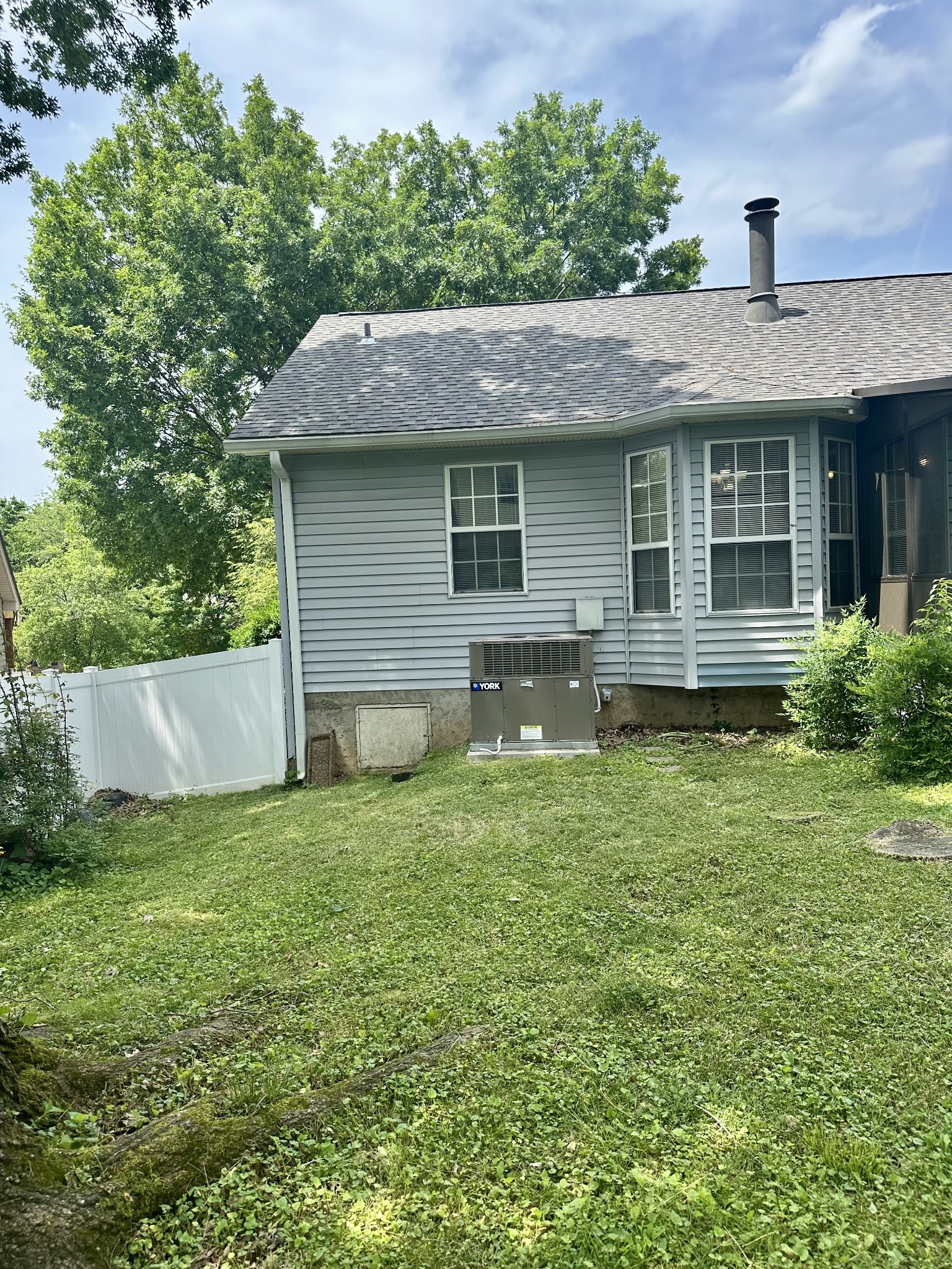 107 Cambridge Ct