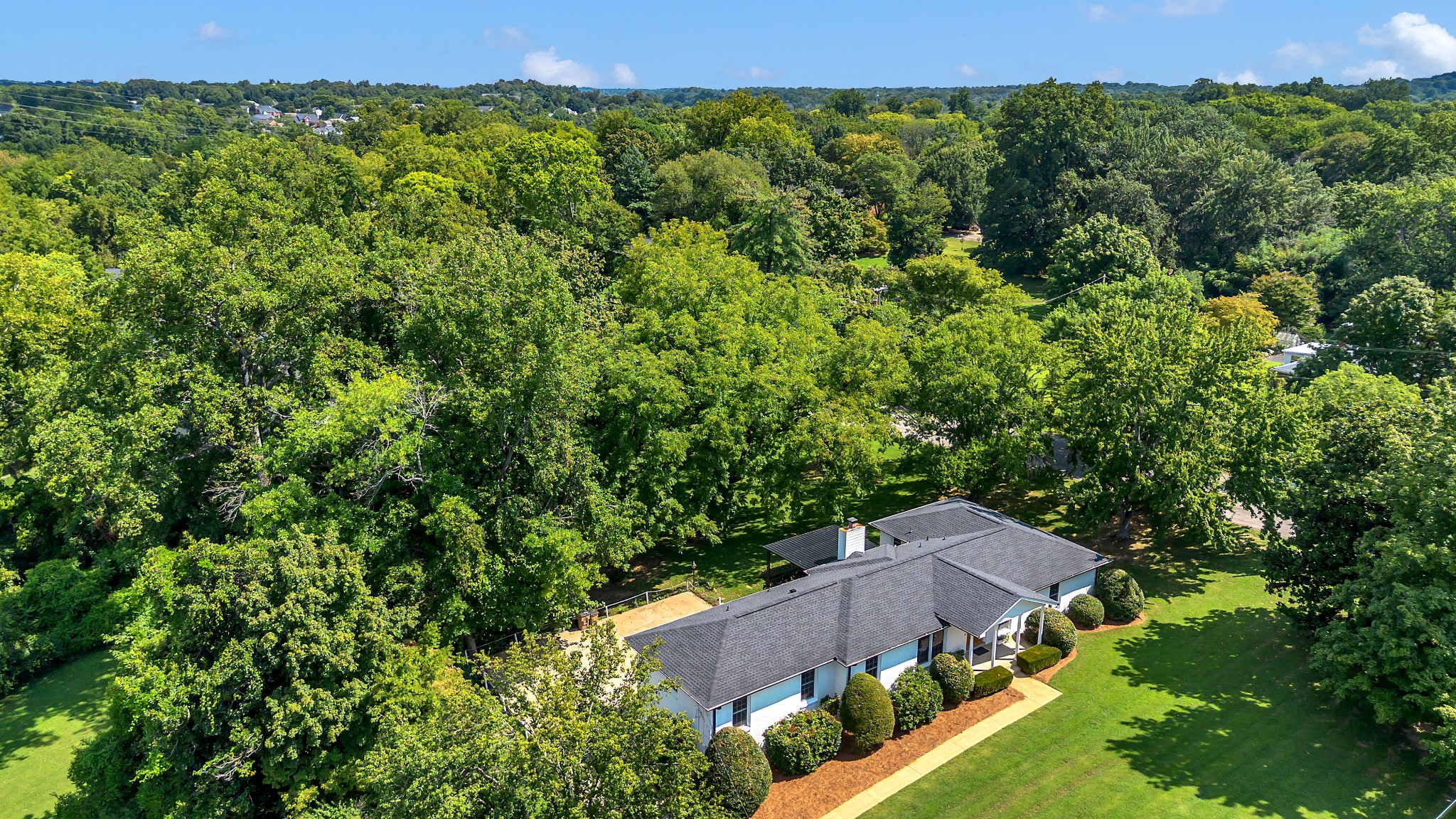 608 Hill Rd