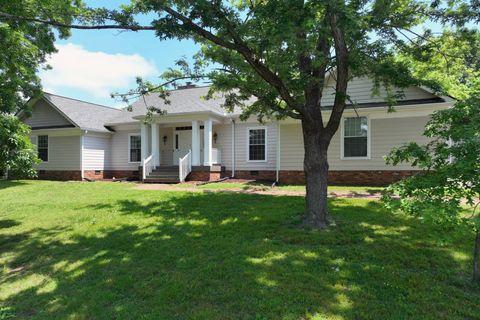 143 River Chase Hendersonville TN 37075
