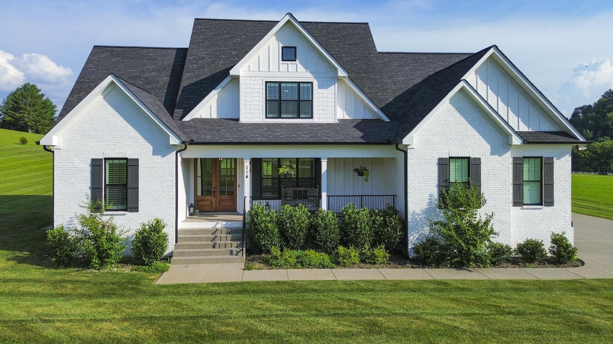 114 Awesome Ave