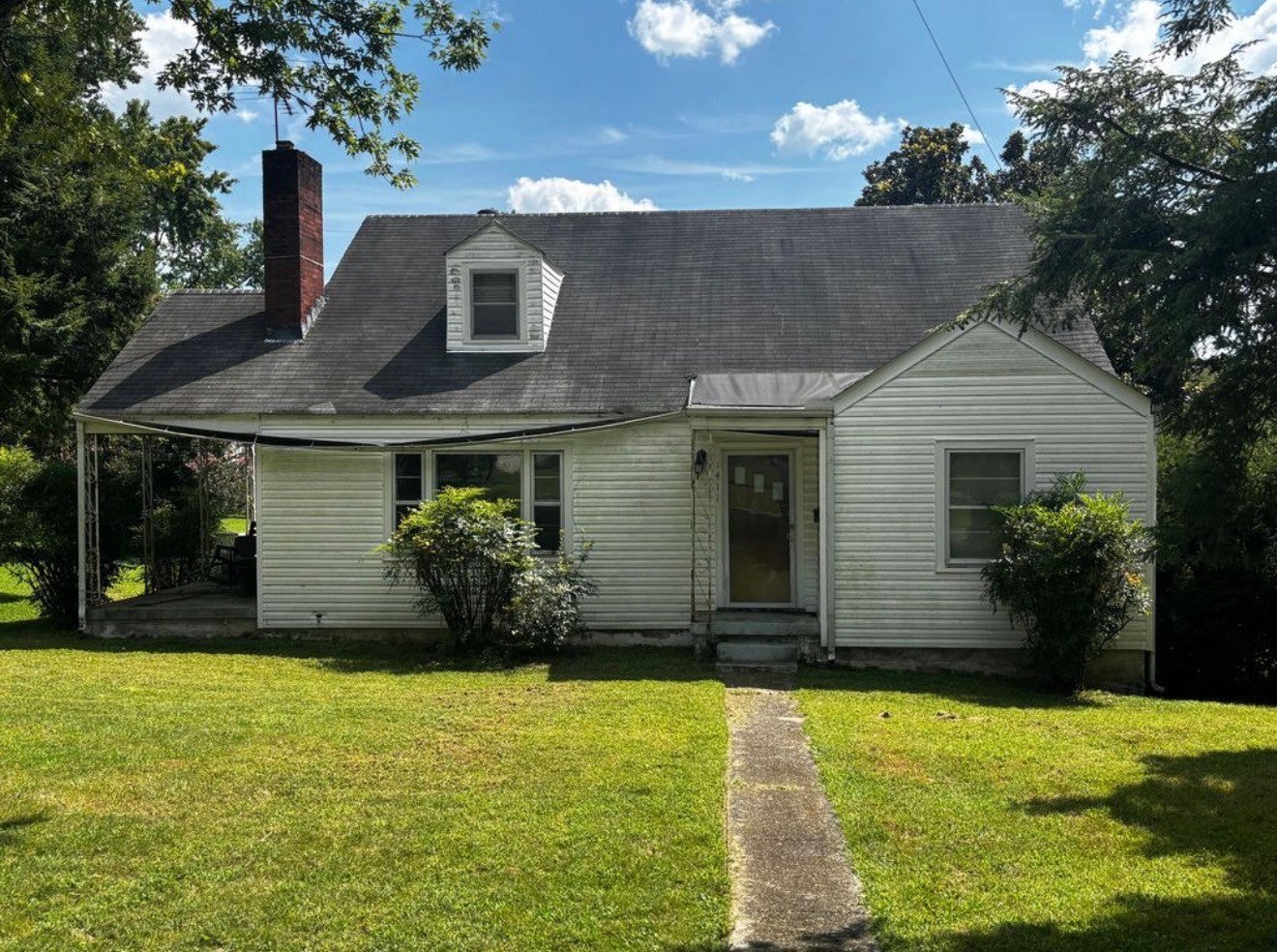 1411 Donelson Ave