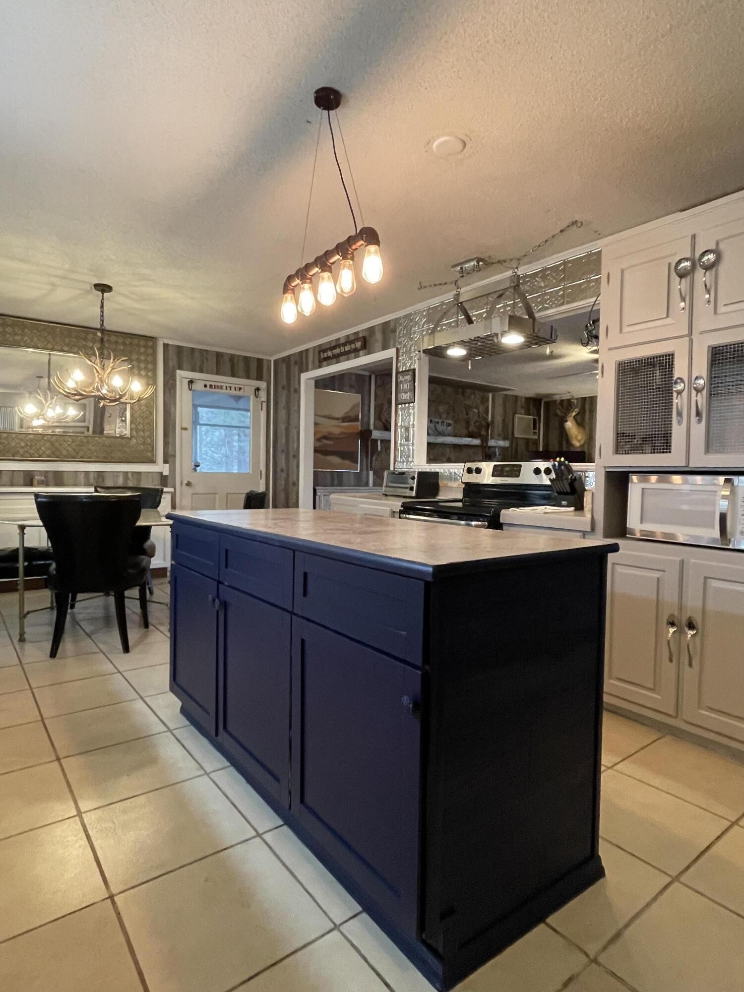 1522 Turkey Creek Road