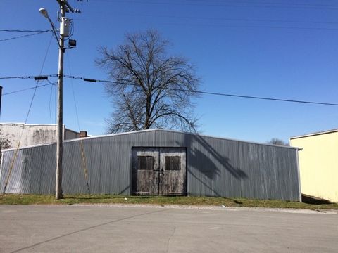 105 2nd Ave N Decherd TN 37324