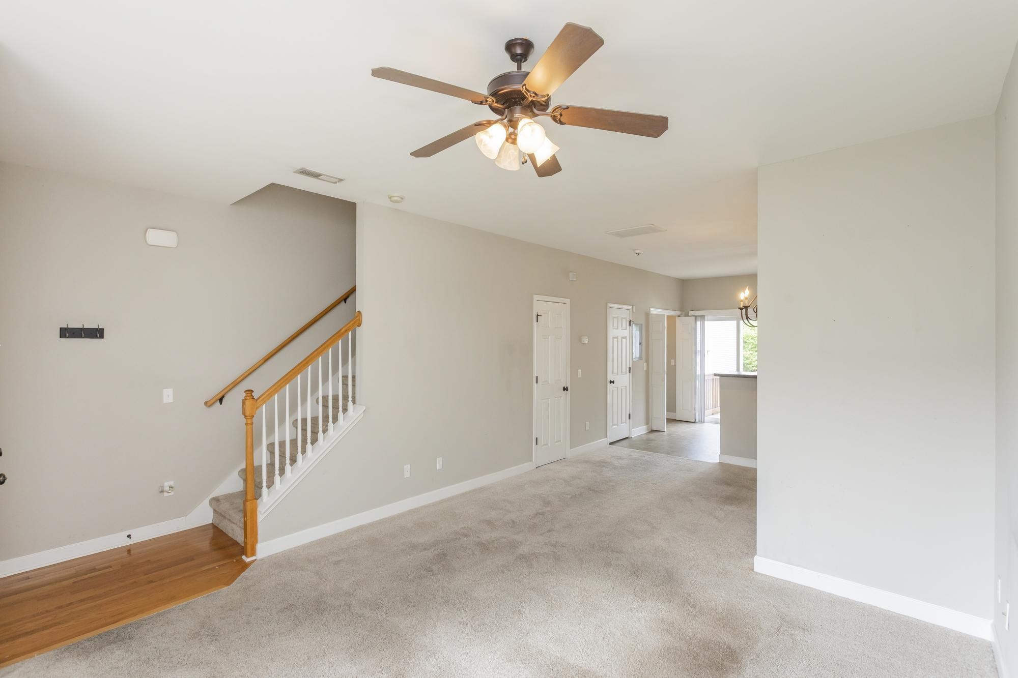 1935 Lombardia Ln