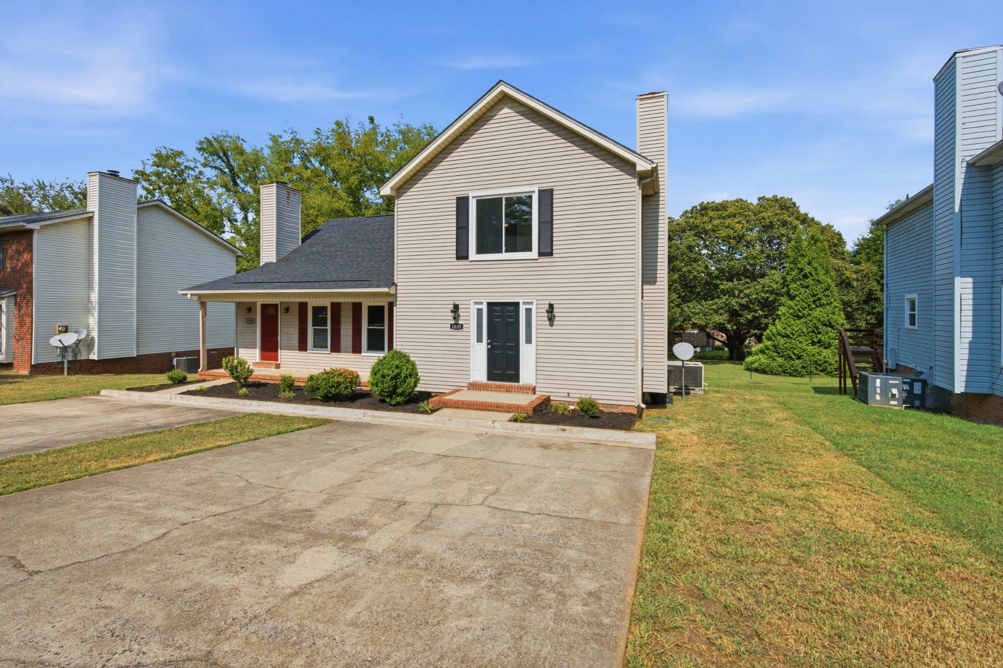 1035 Silver Point Dr