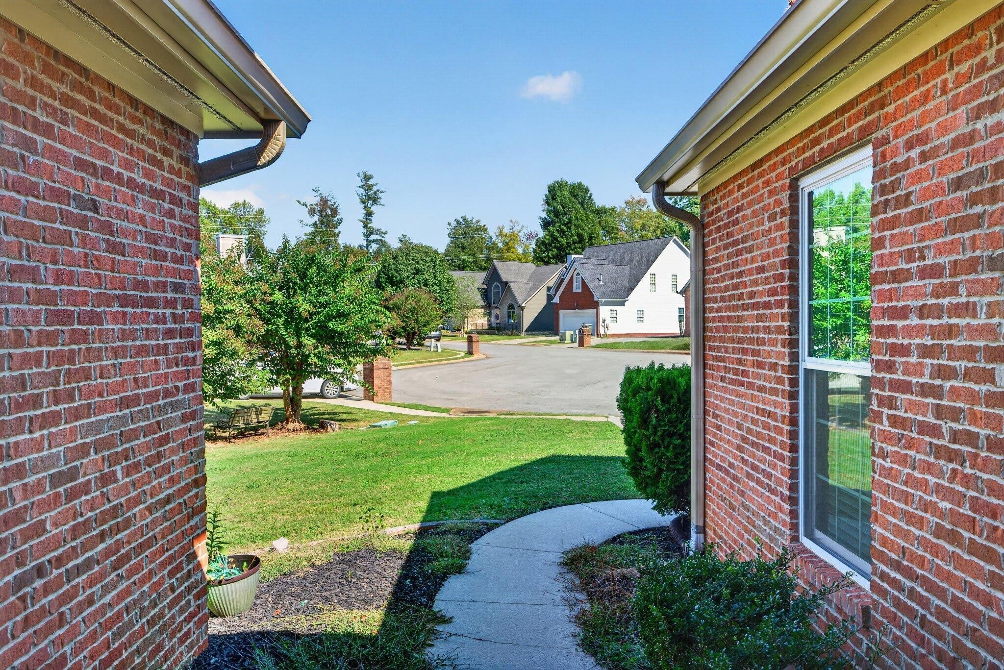 1809 Richmond Lane