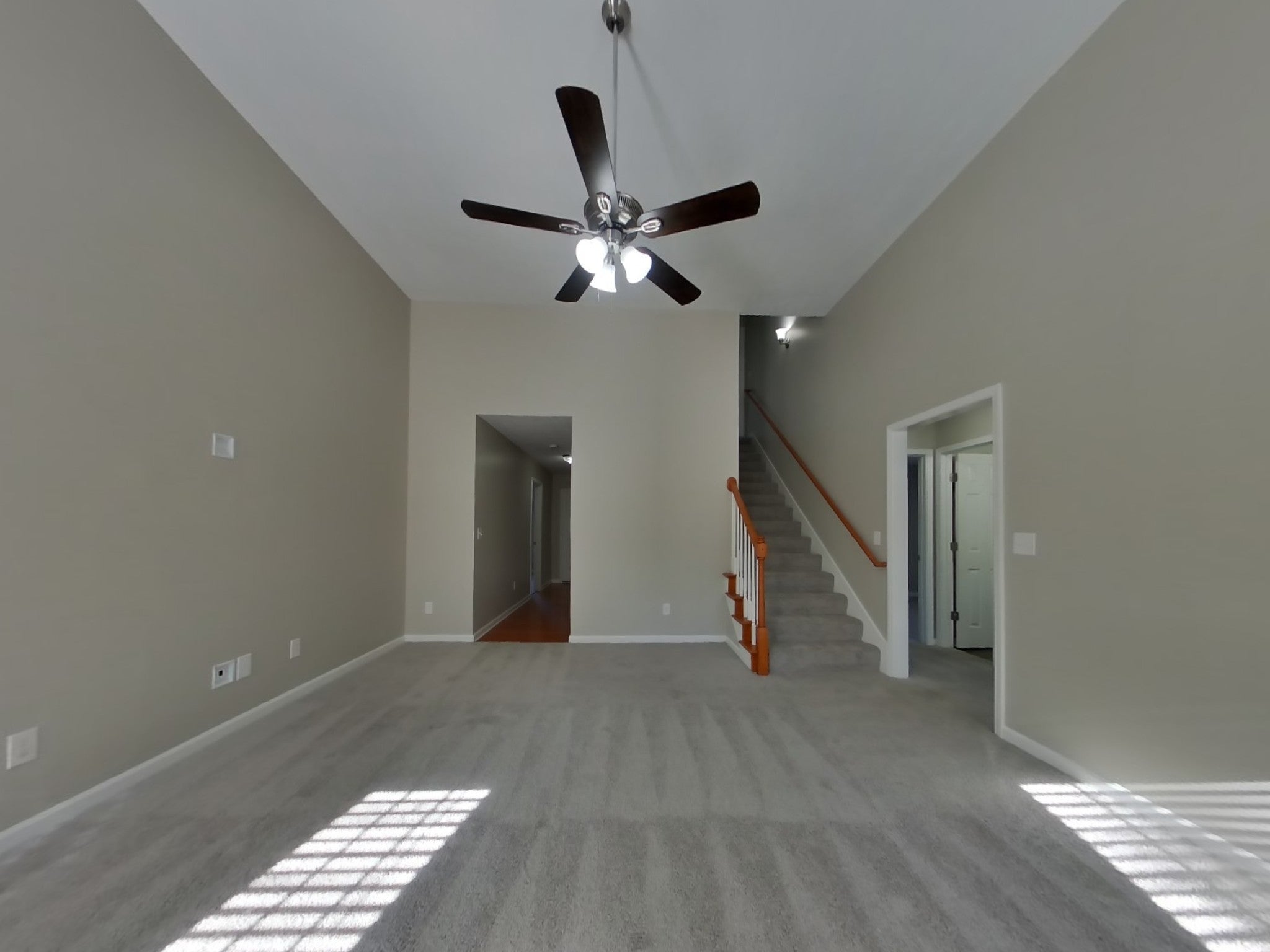 3505 Flora Dr