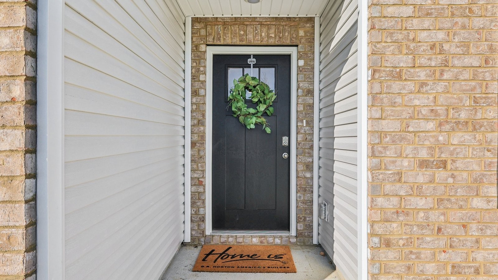 1711 Savannah Pass