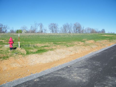 109 Daniel Lane Westmoreland TN 37186