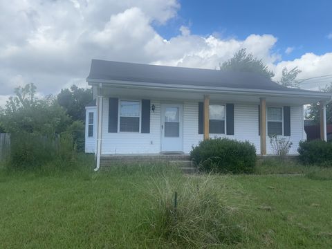 220 Cranklen Cir Clarksville TN 37042