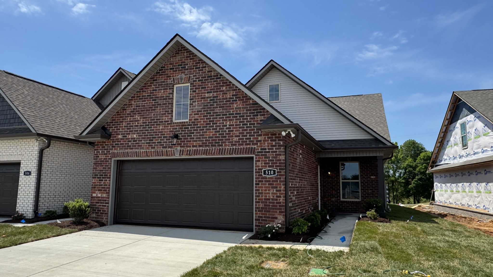 510 W Foxrun