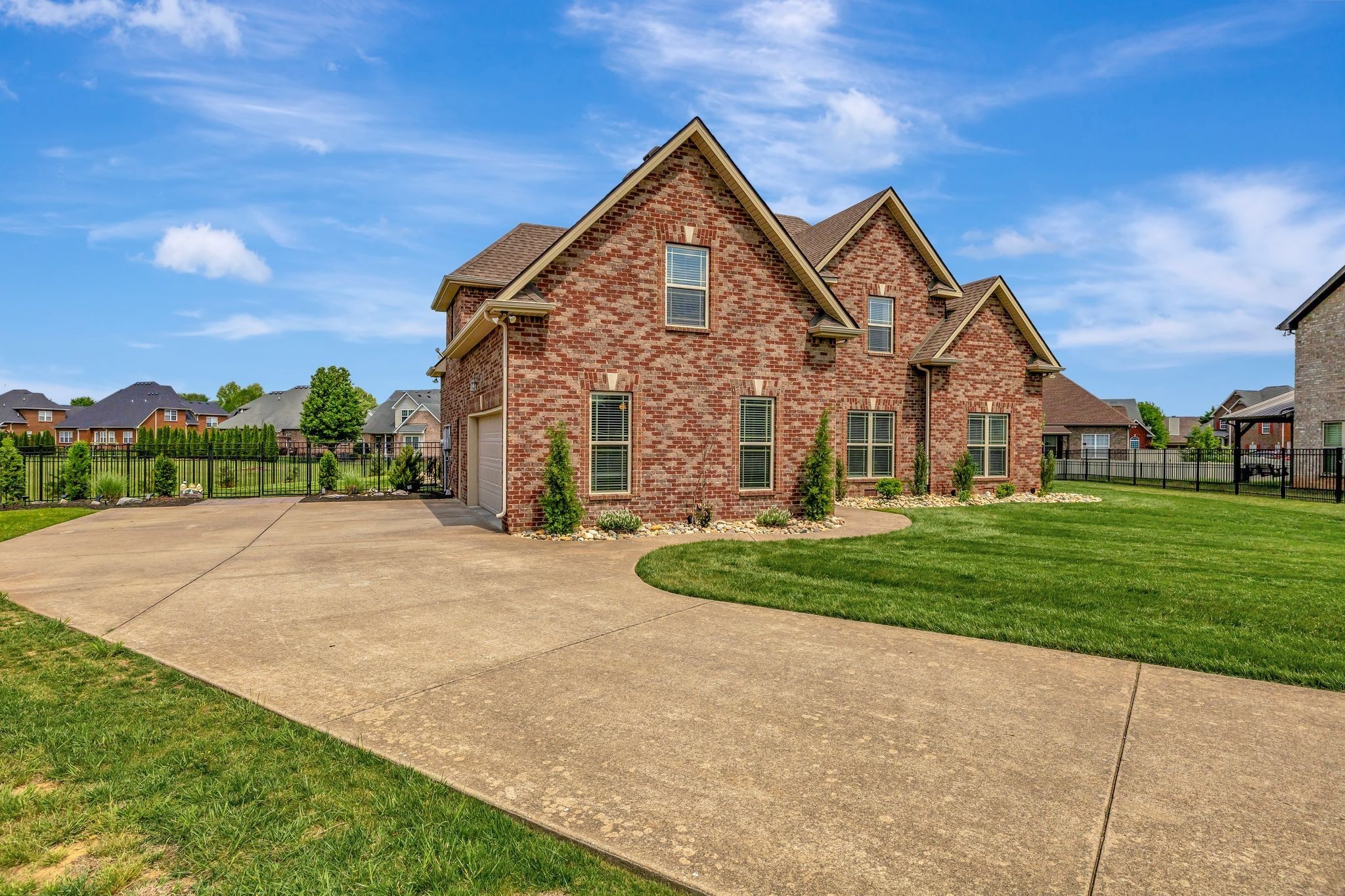 2406 Dewdrop Ct