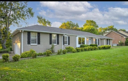 402 Mason Ln Goodlettsville TN 37072