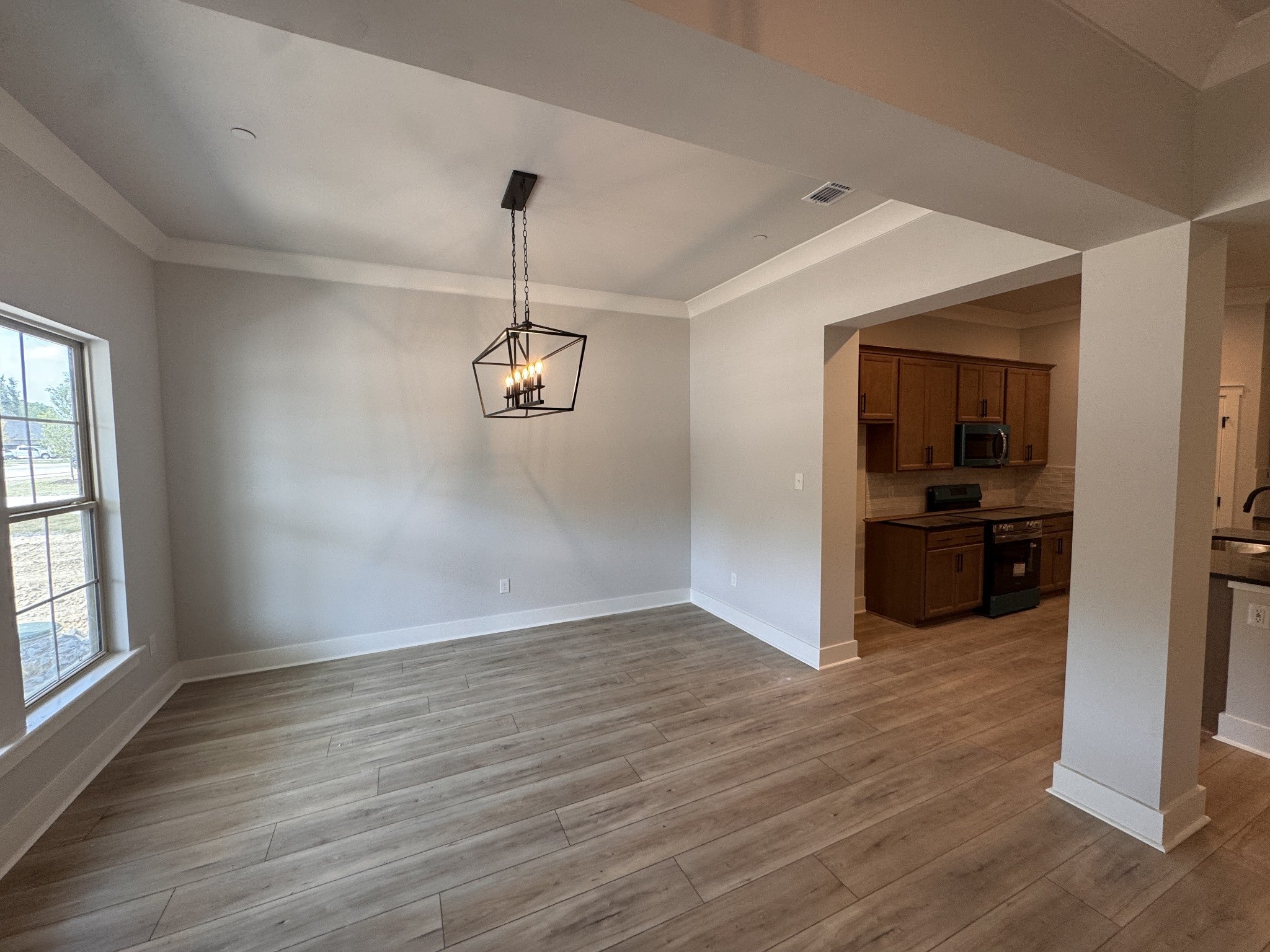 8686 Turnbull Dr