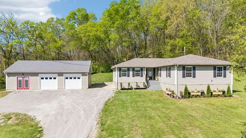 Photo of 5309 Carters Creek Pike, Thompsons Station, TN 37179 (MLS # 3135899)