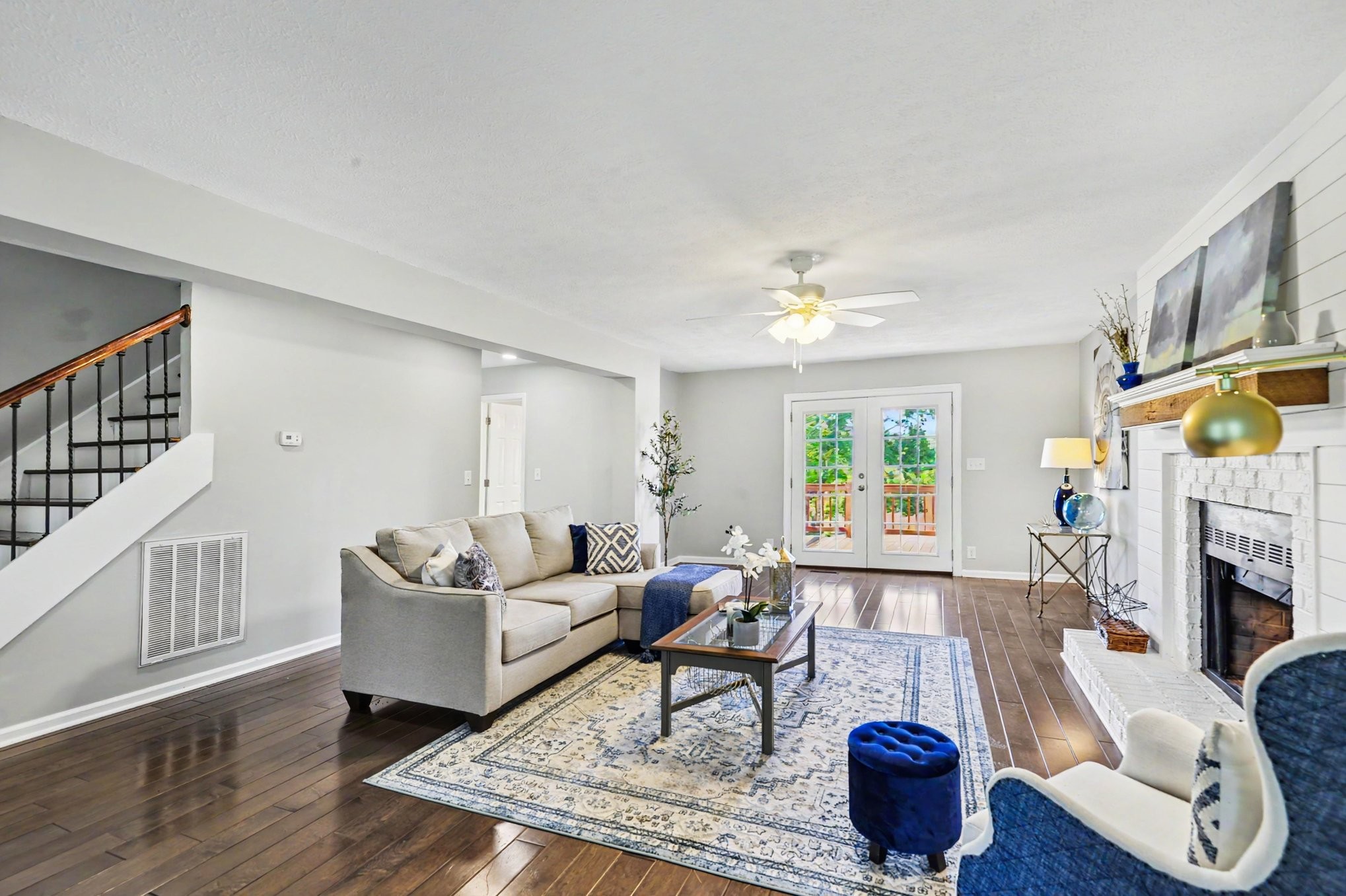 1419 Latimer Ln
