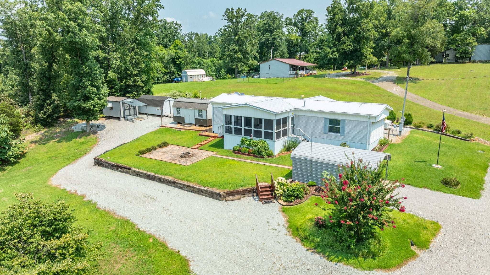 181 Lower Roans Creek Rd