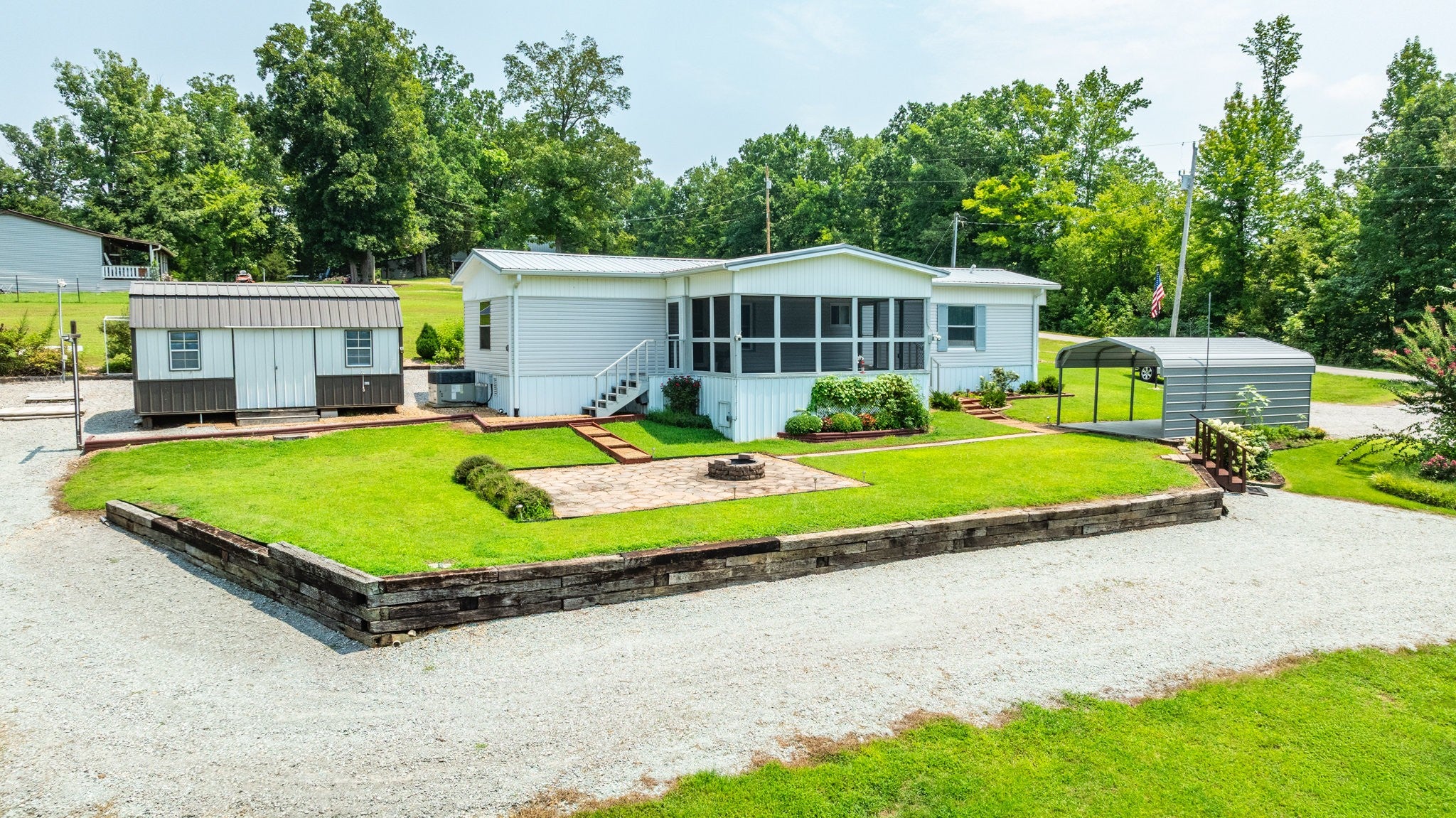 181 Lower Roans Creek Rd