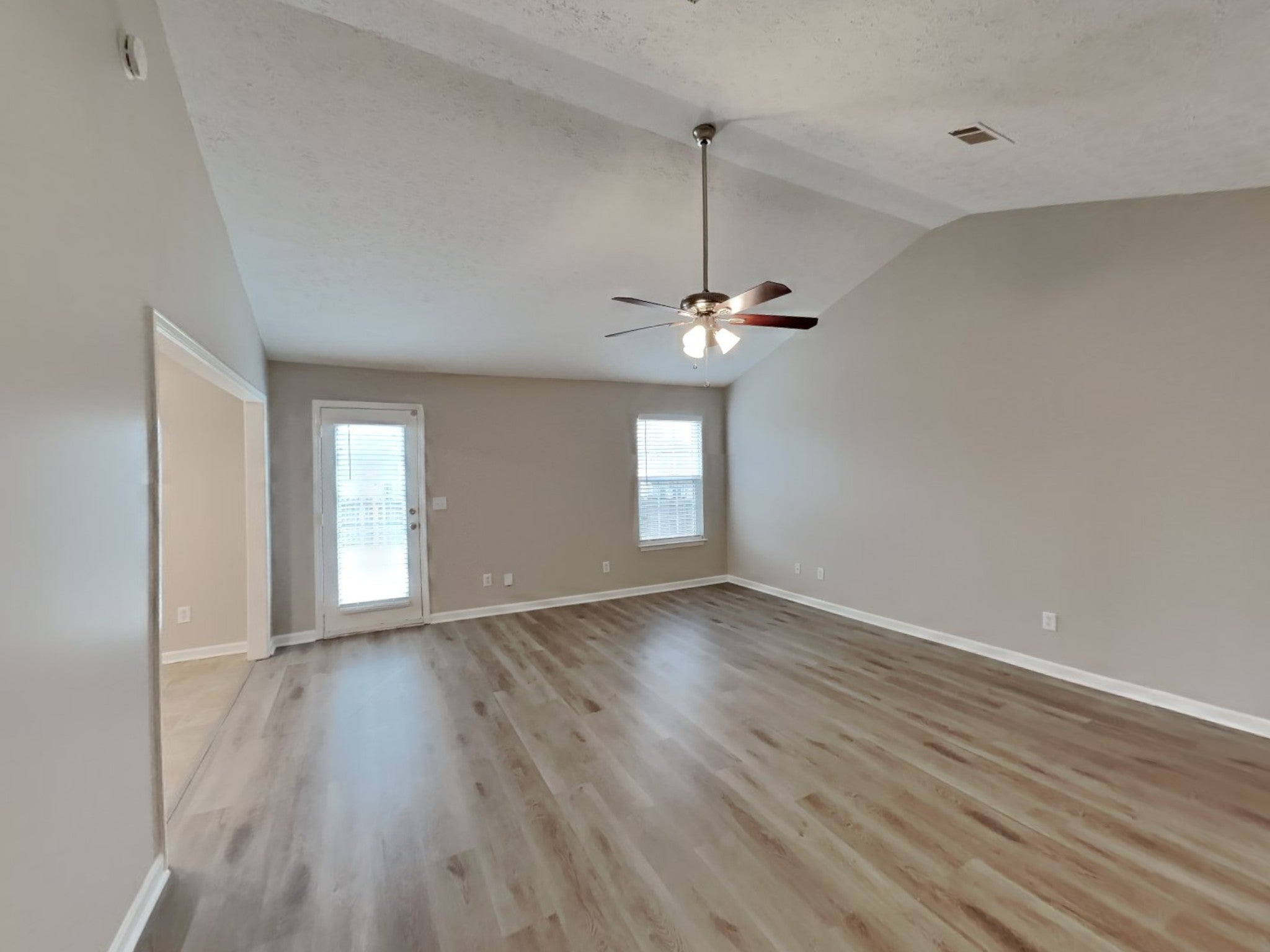 1811 Packard Ct