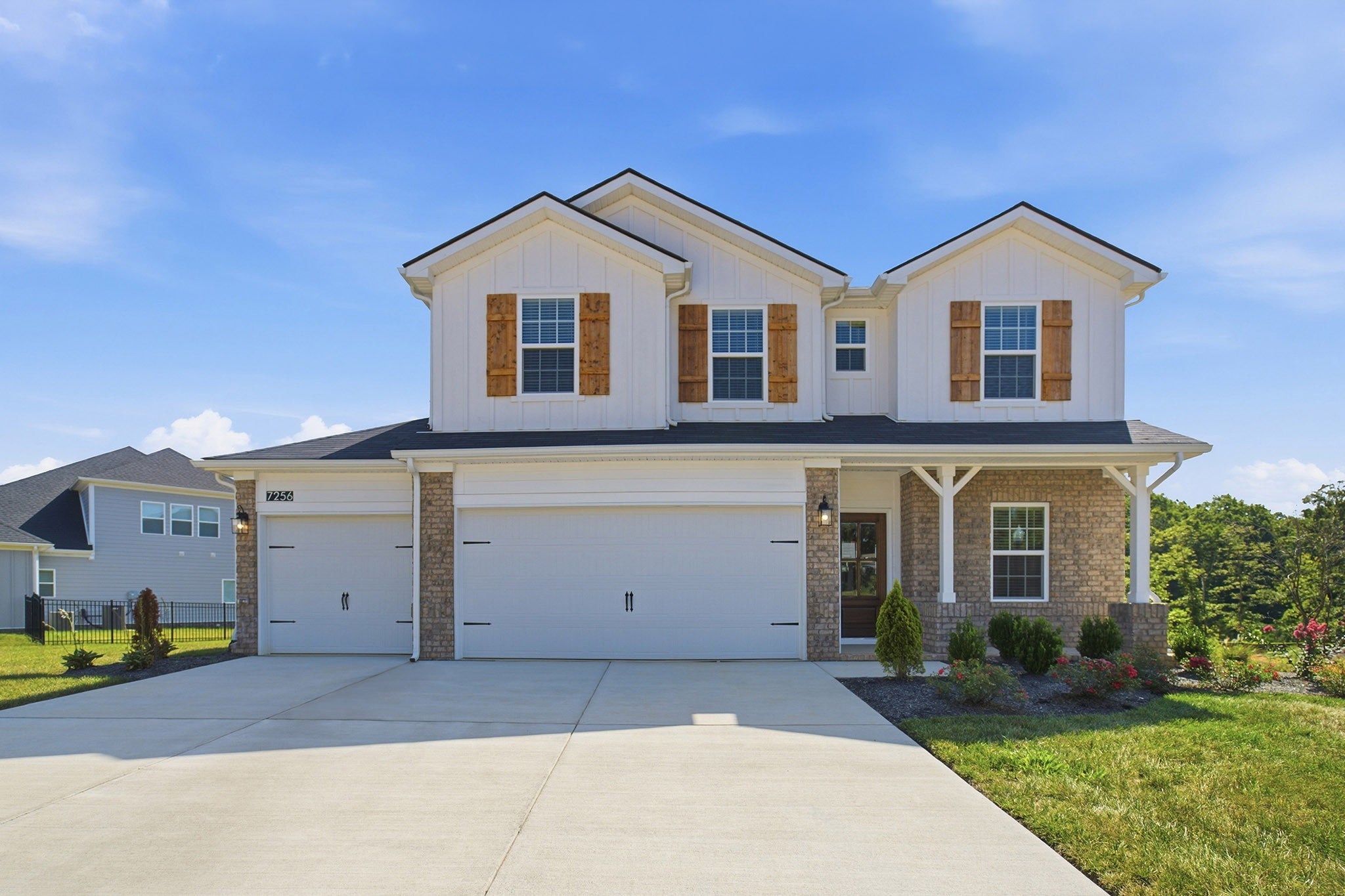 5-bed listing at 10 Fairlawn Dr, Fairview
