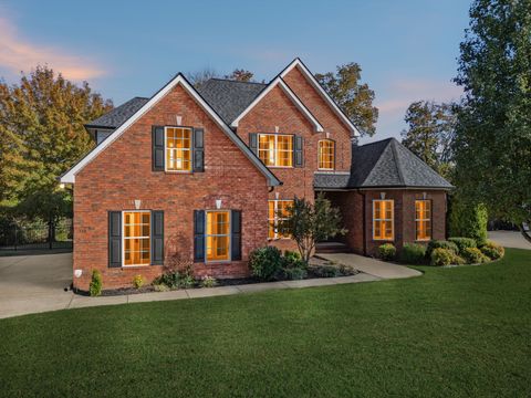 718 Sergio Ave Murfreesboro TN 37128