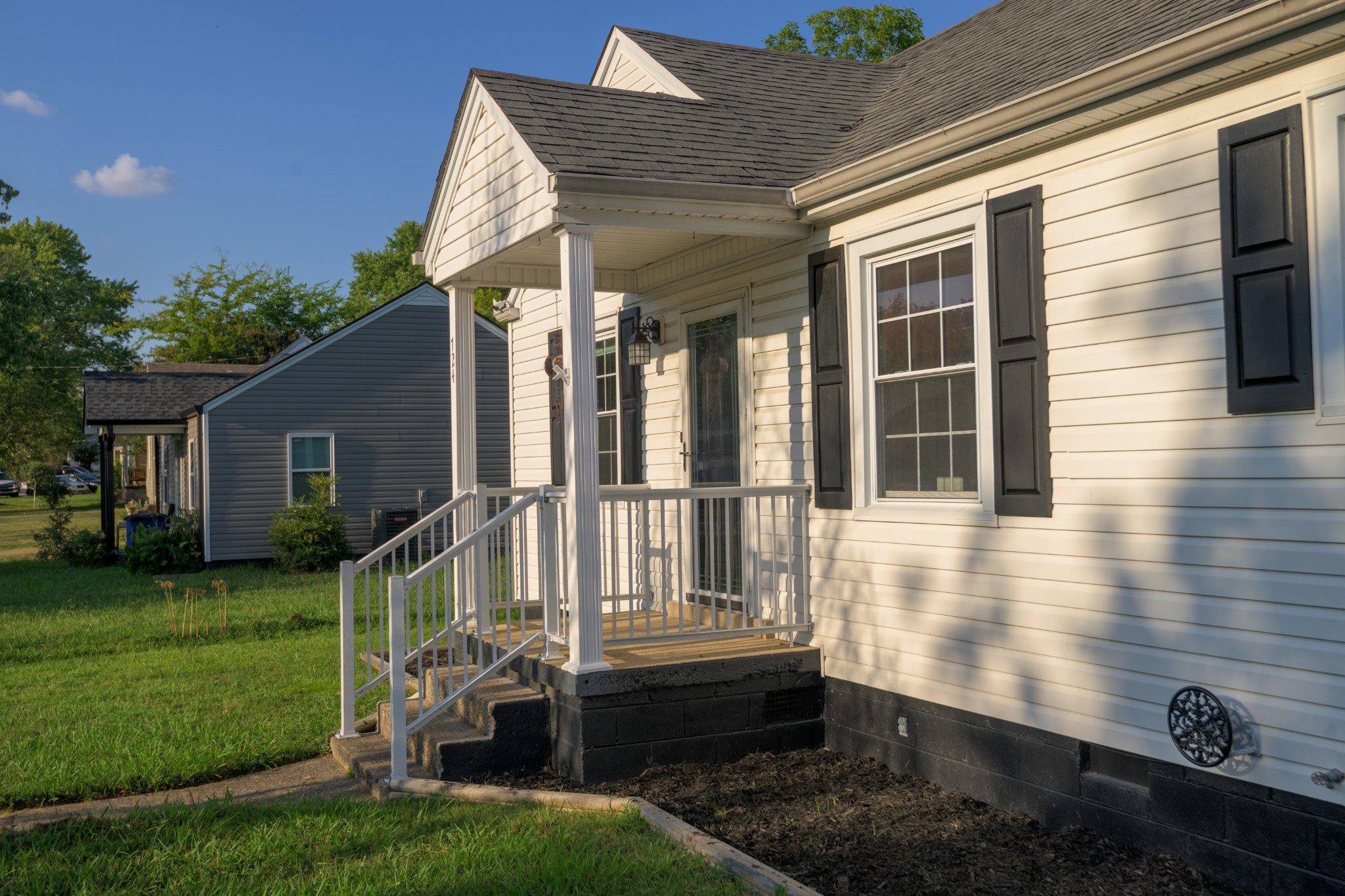 724 Alton Ave
