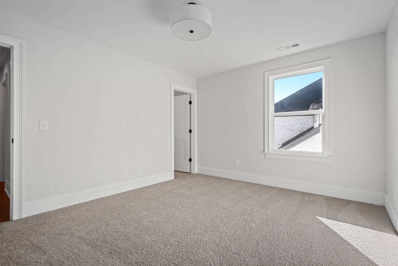 105 Cedarstone Dr