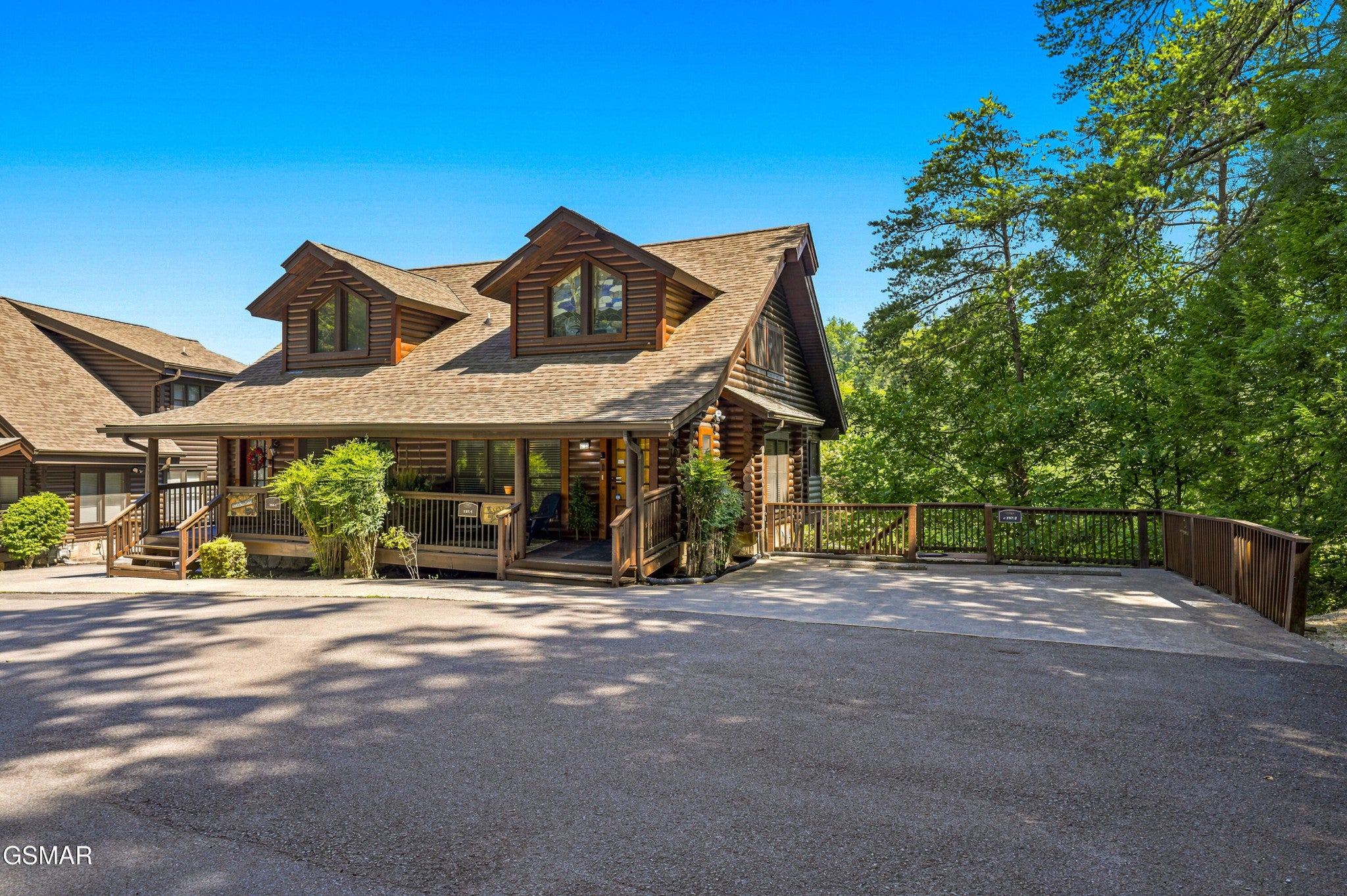 757 Golf View Boulevard