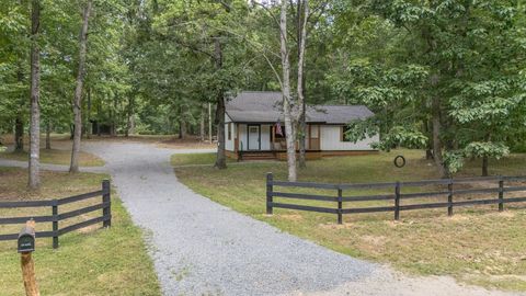 8036 Keys Branch Road Nunnelly TN 37137